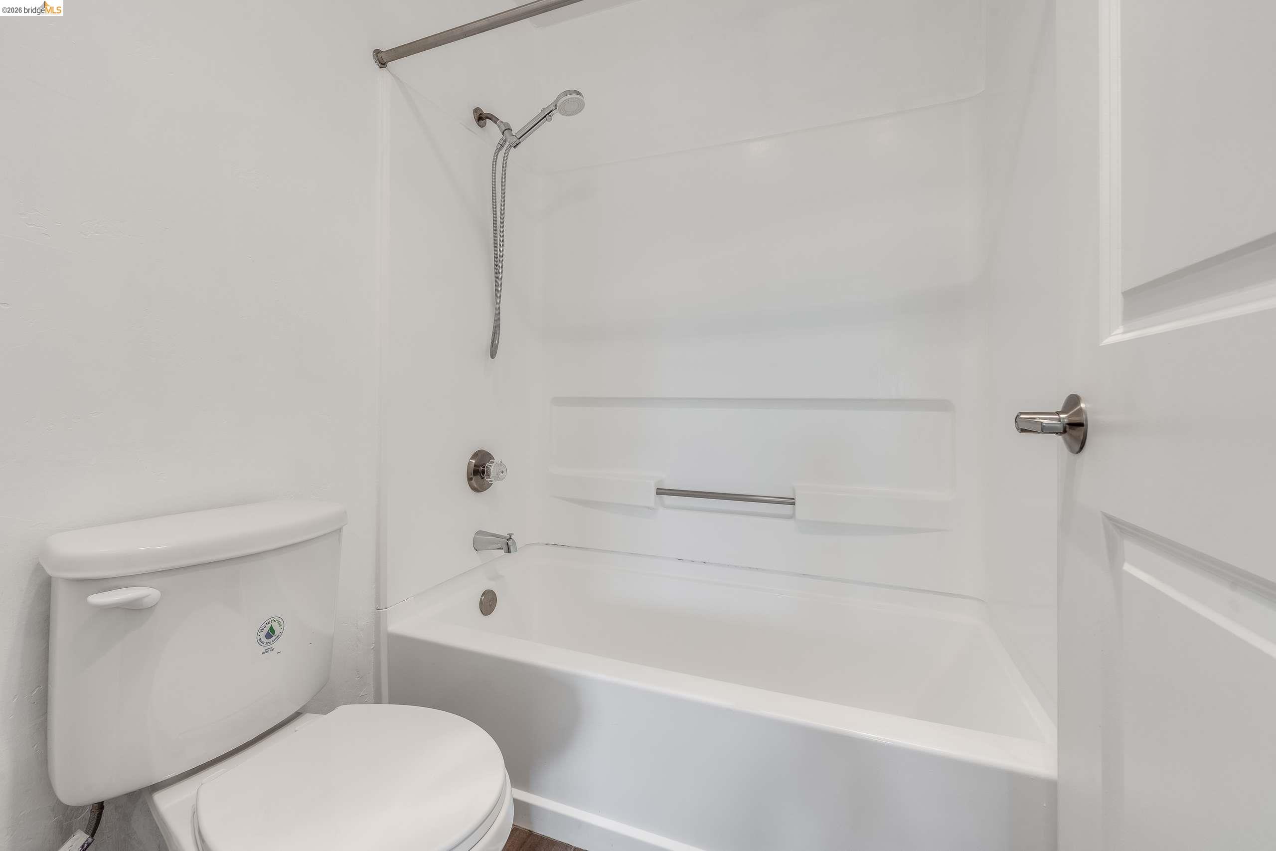 Photo #17: 41139069 Listing: Photo #17