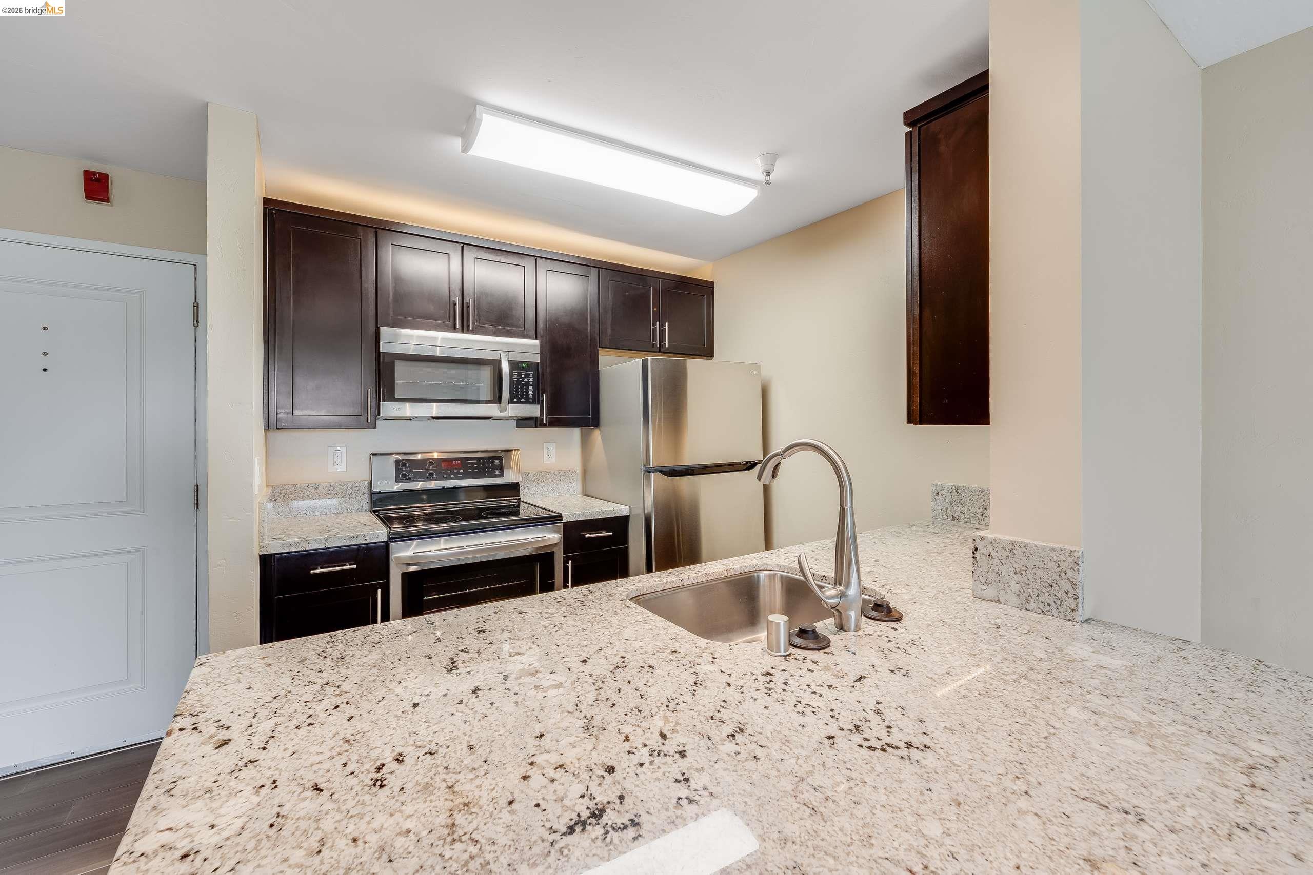 Photo #4: 41139069 Listing: Photo #4