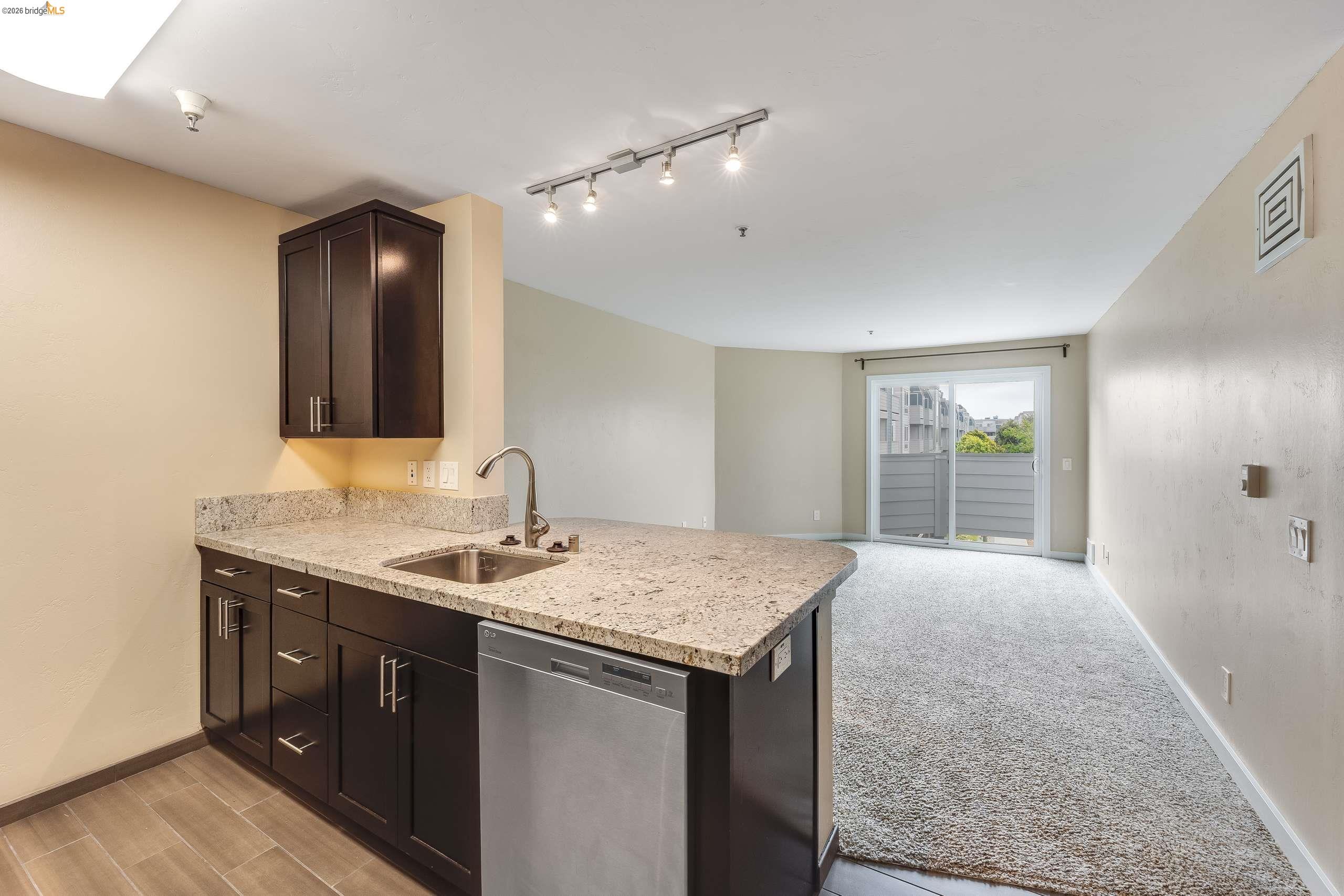 Photo #6: 41139069 Listing: Photo #6