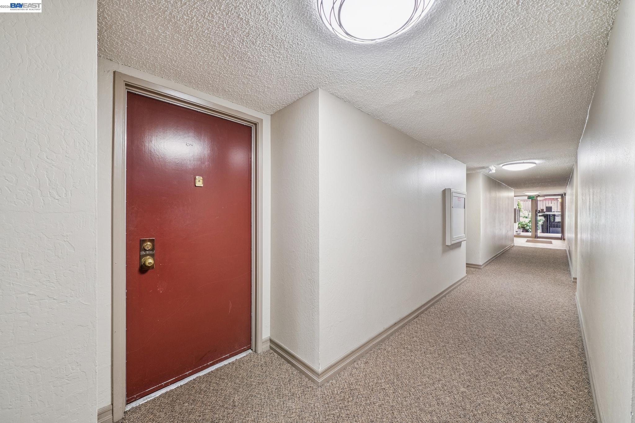 Photo #2: 41139076 Listing: Photo #2