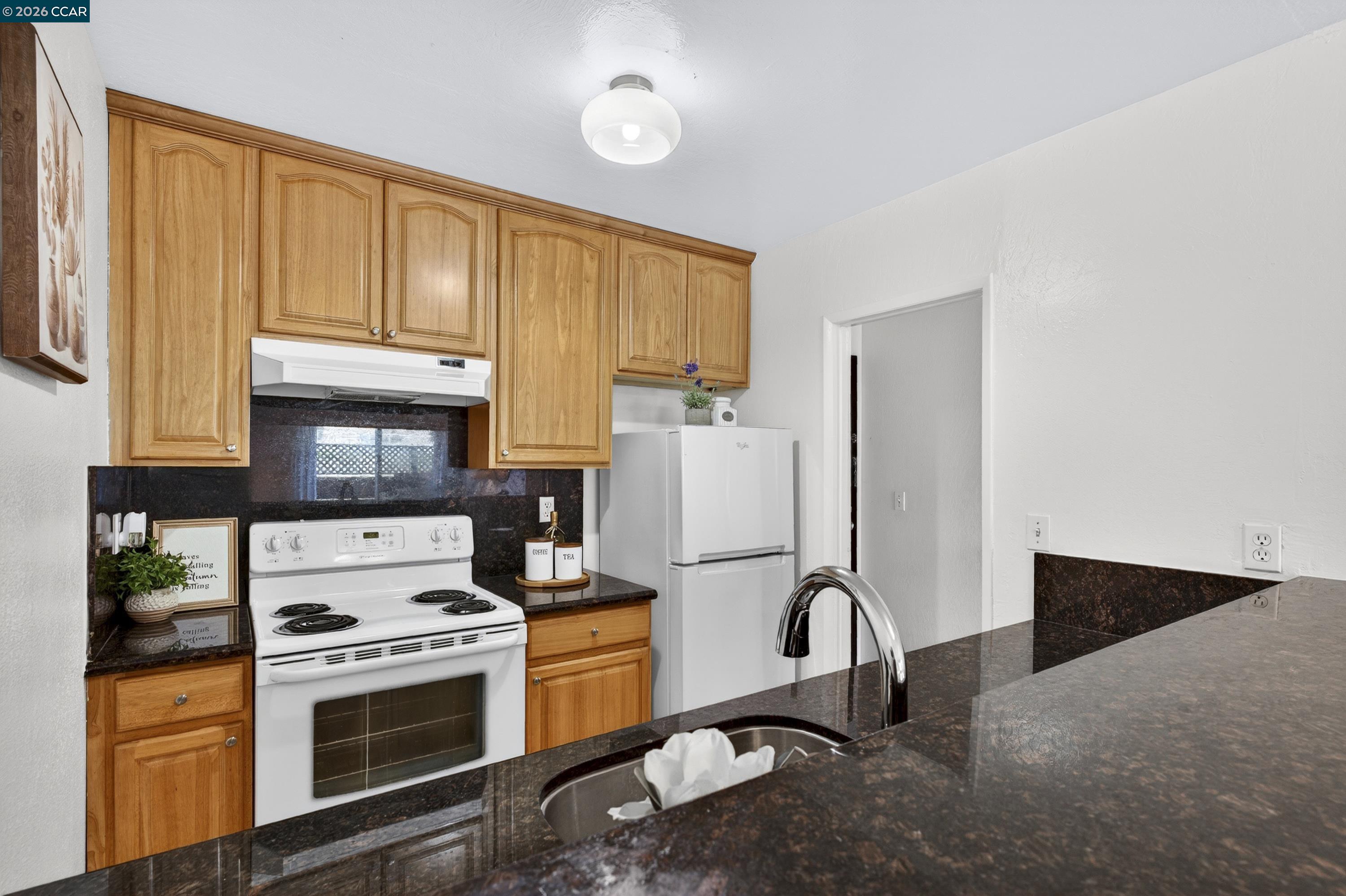 Photo #17: 41139081 Listing: Photo #17