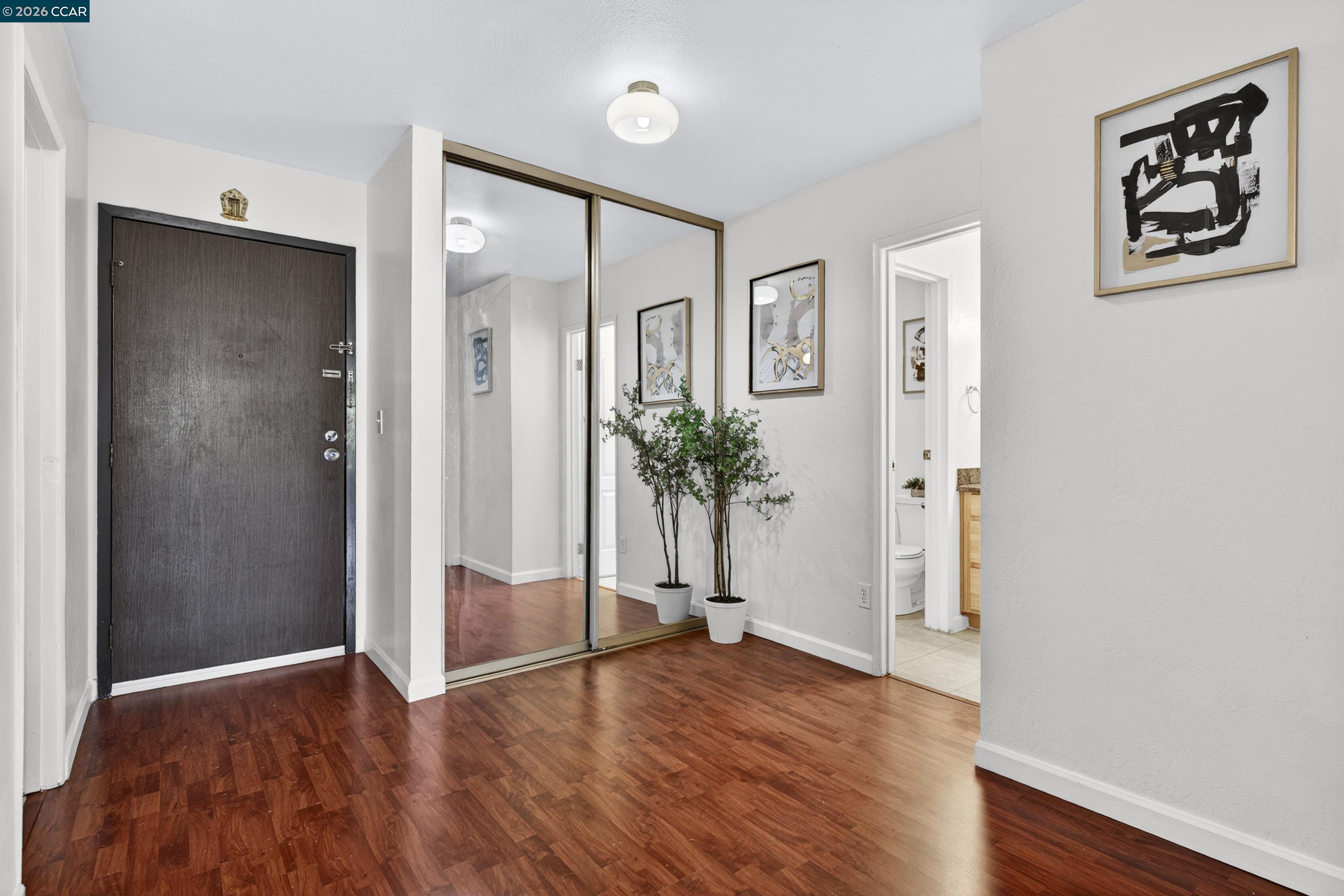 Photo #3: 41139081 Listing: Photo #3
