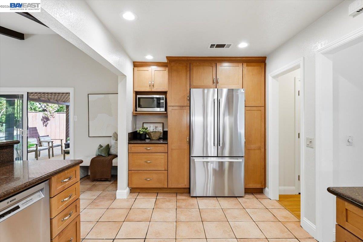17888 Mayflower Dr, Castro Valley CA 94546 — photo 15