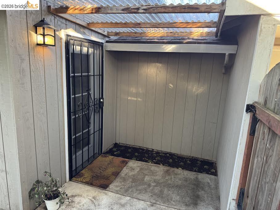 208 Circuit DR, Roseville CA 95678 — photo 7