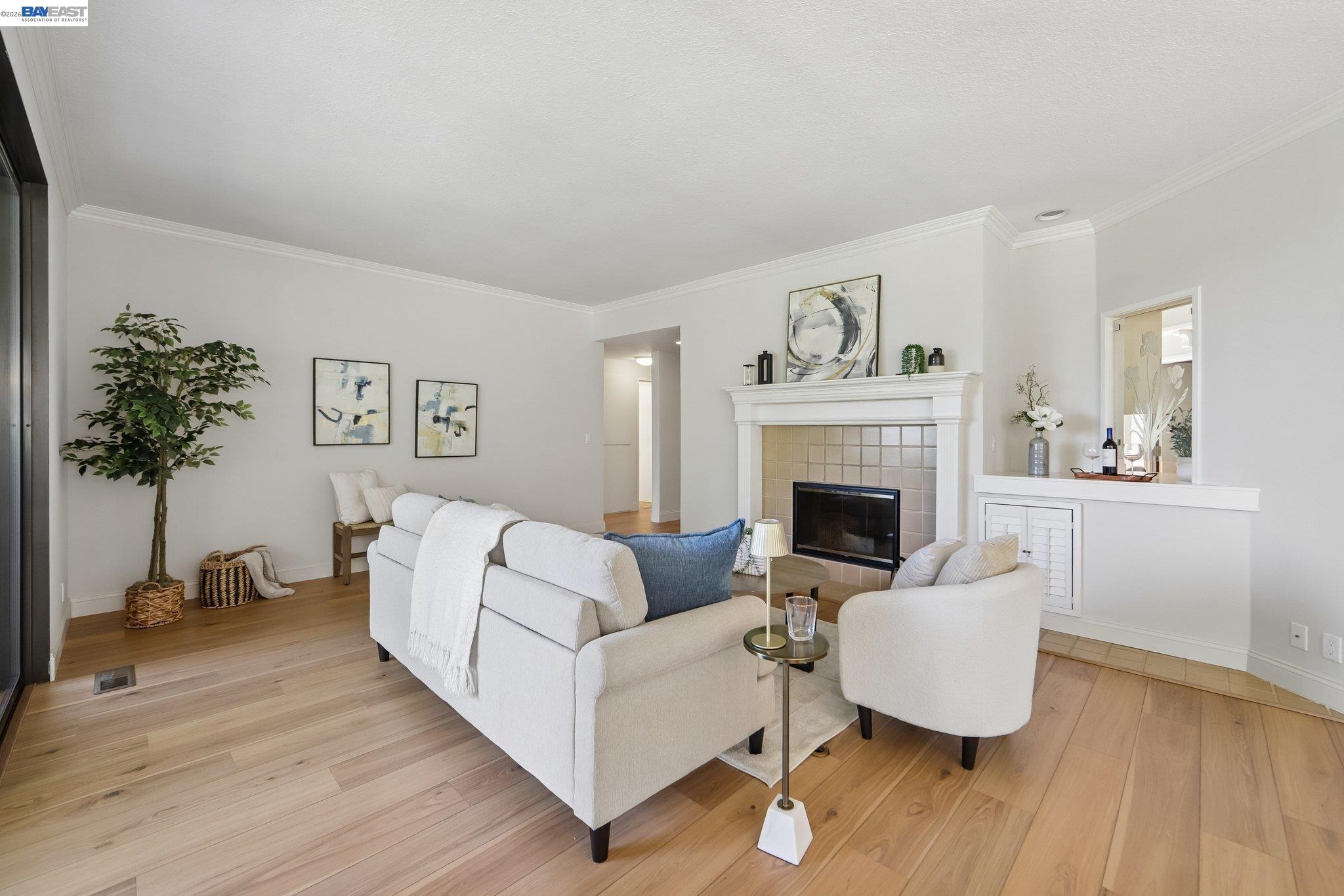 Photo #3: 41139102 Listing: Photo #3