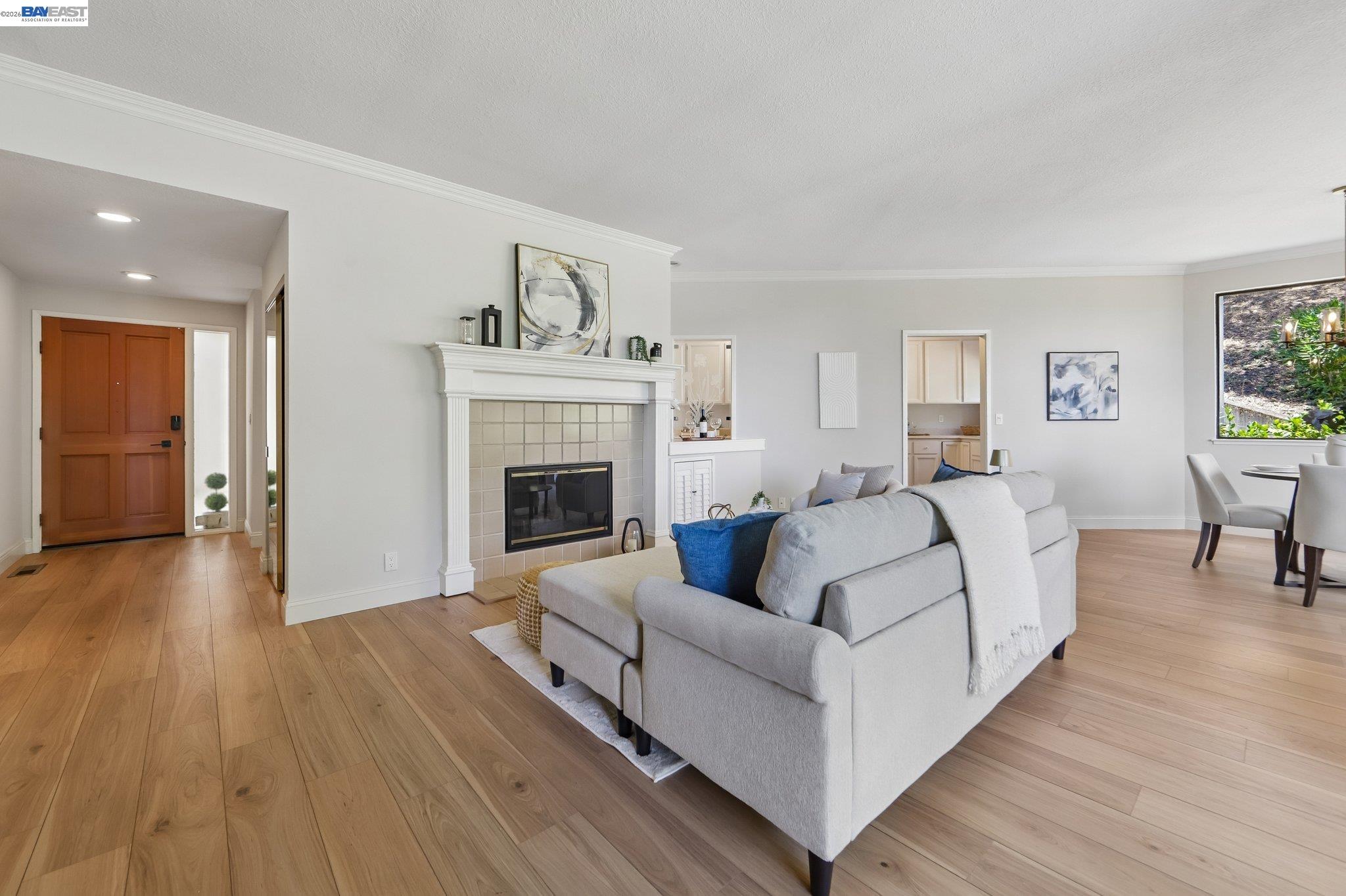 Photo #5: 41139102 Listing: Photo #5