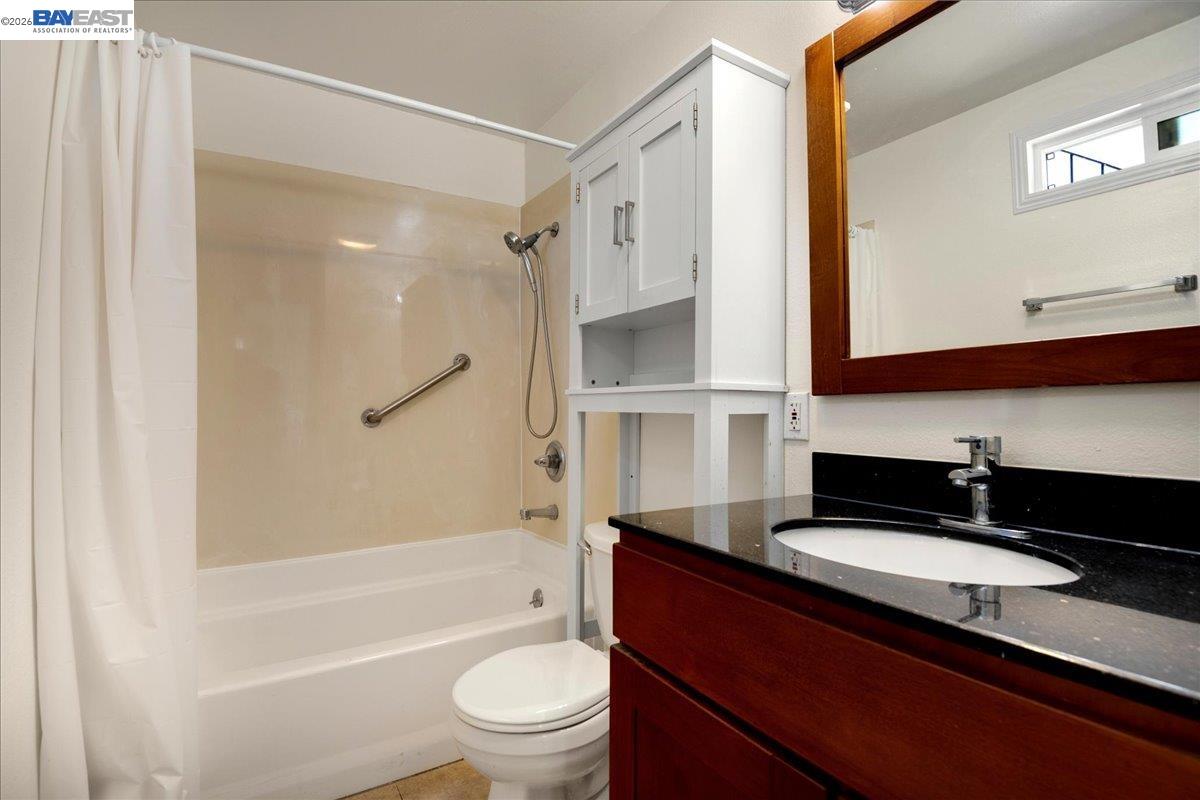 21585 Montgomery St, Hayward CA 94541 — photo 18