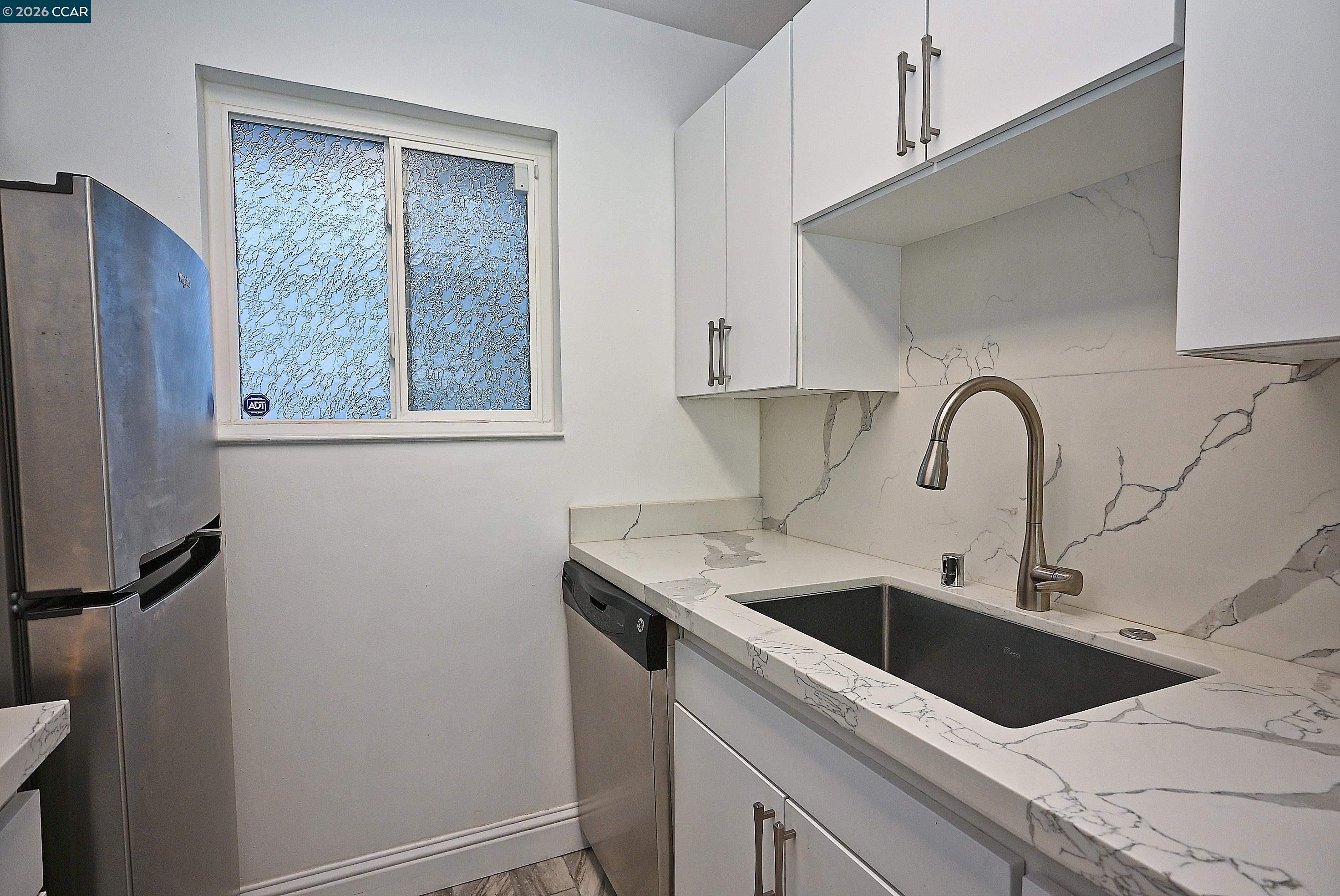 Photo #15: 41139136 Listing: Photo #15