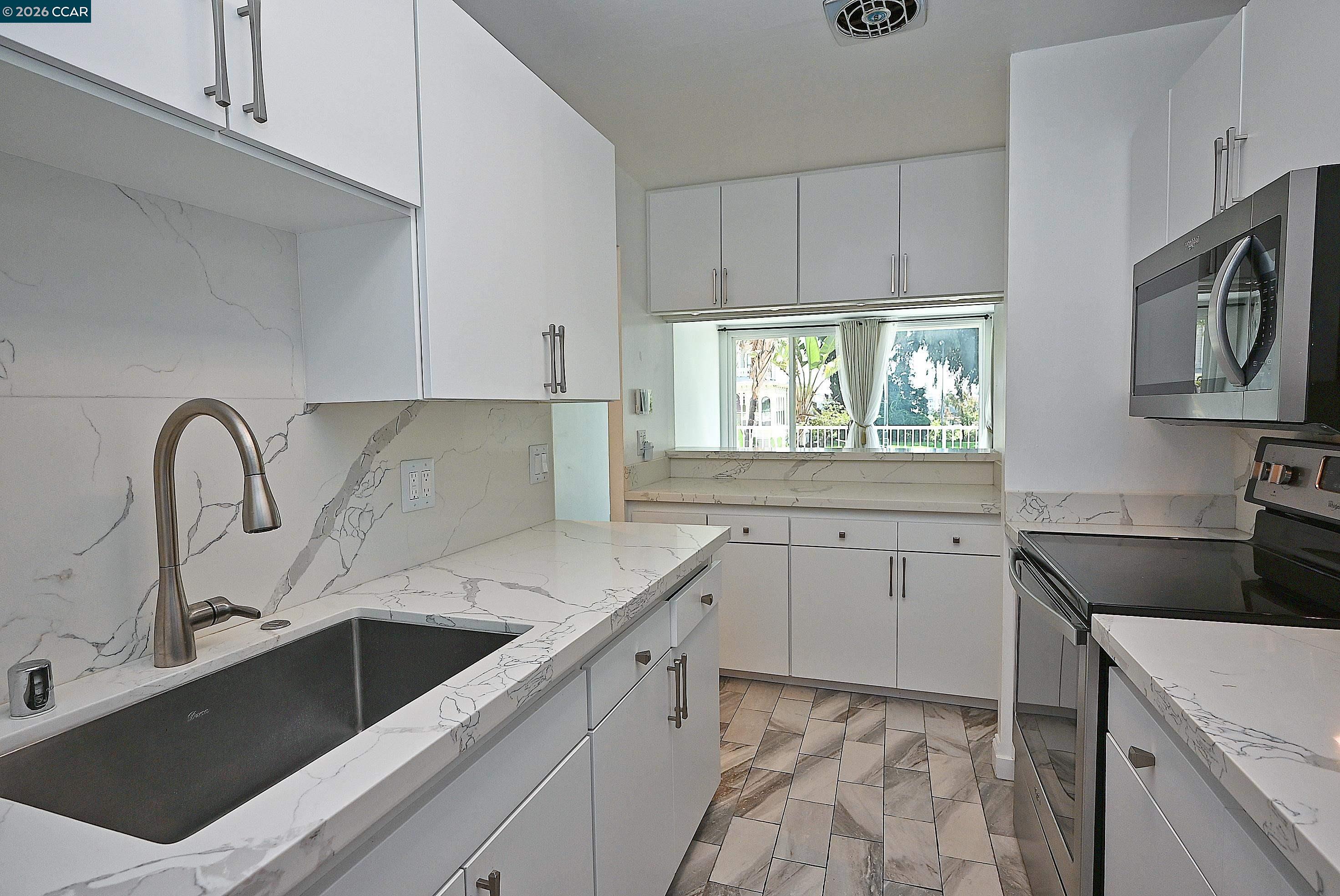 Photo #16: 41139136 Listing: Photo #16