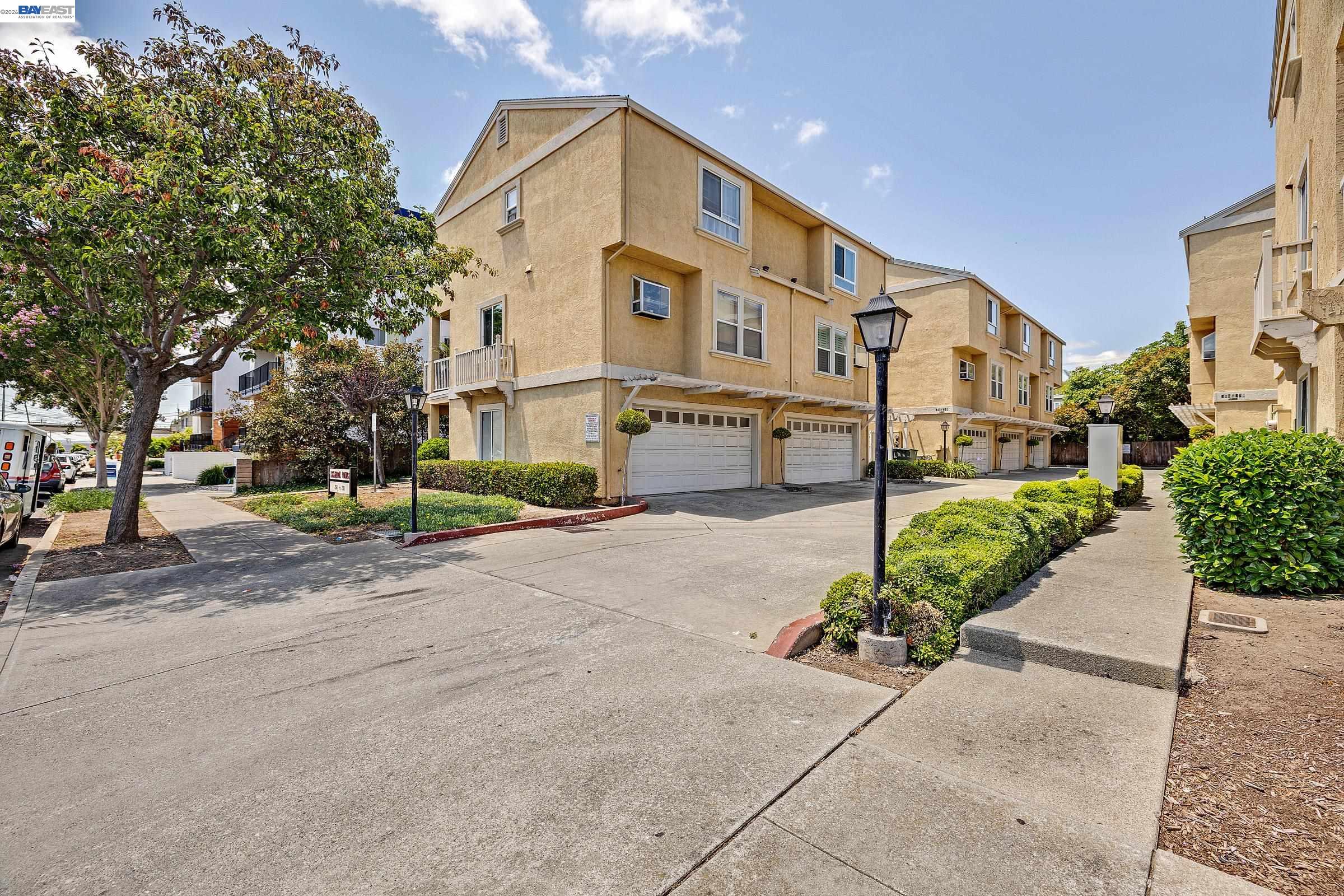 Photo #1: 41139145 Listing: Photo #1