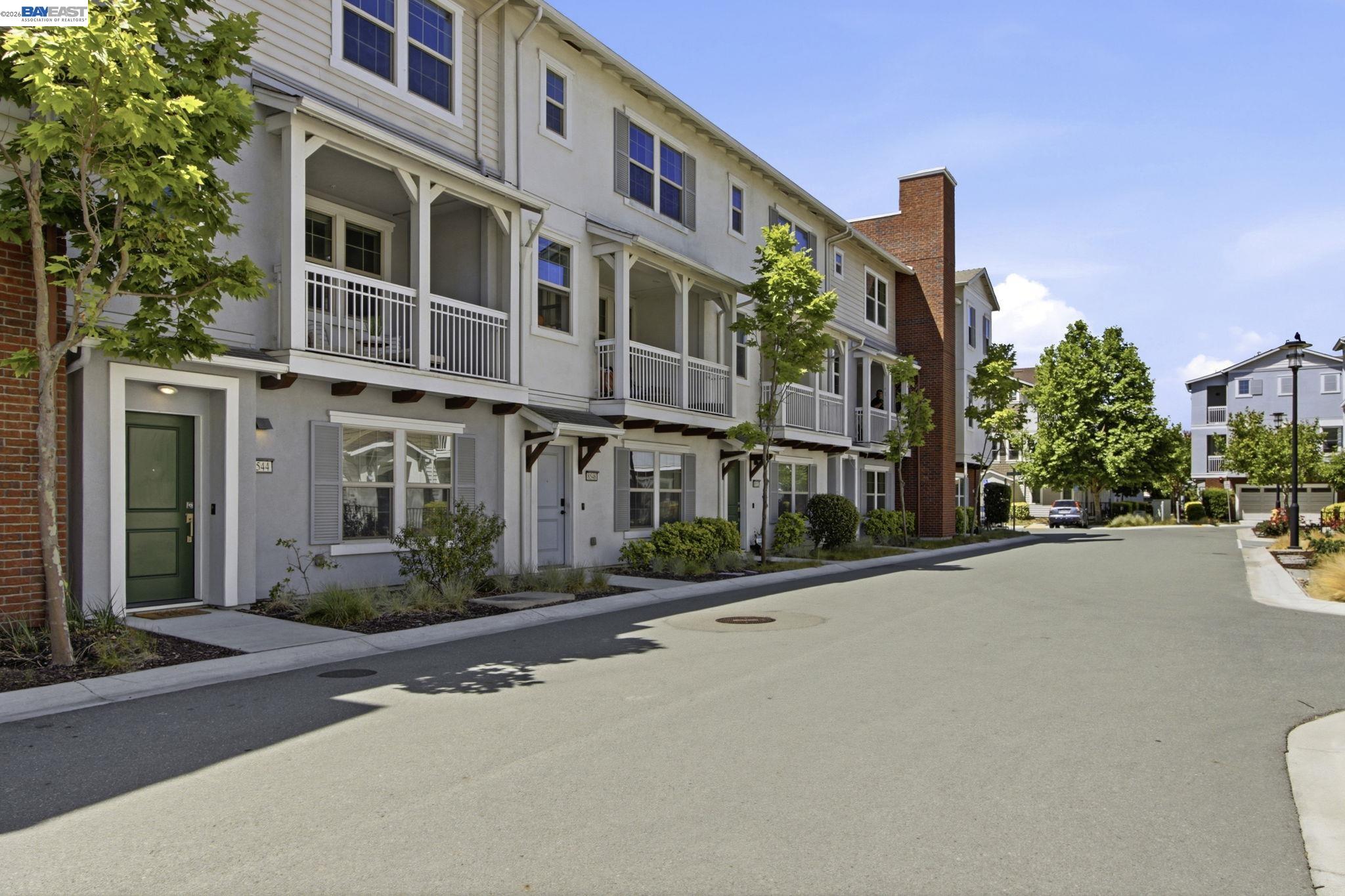 Photo #2: 41139153 Listing: Photo #2