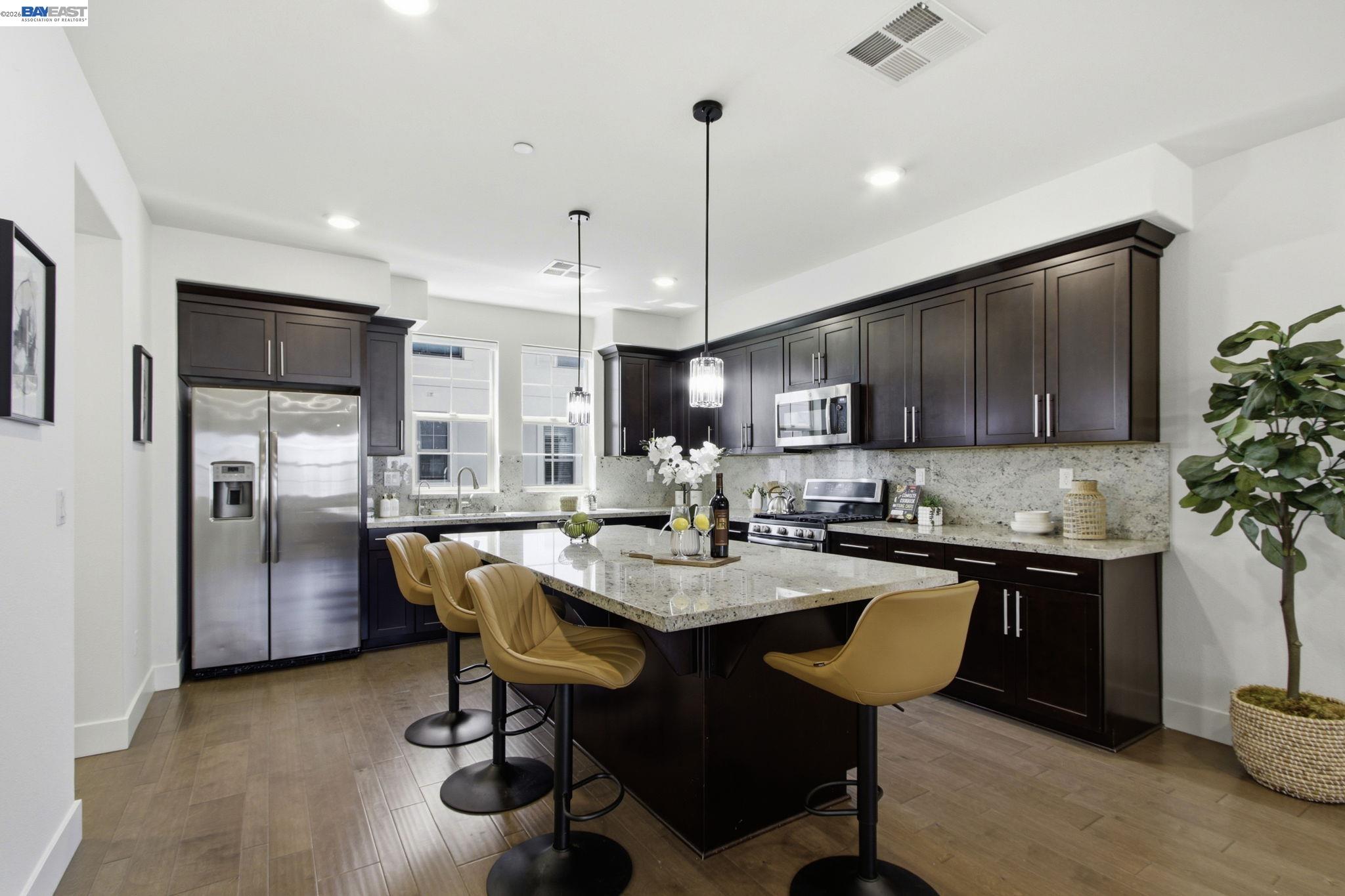 Photo #9: 41139153 Listing: Photo #9