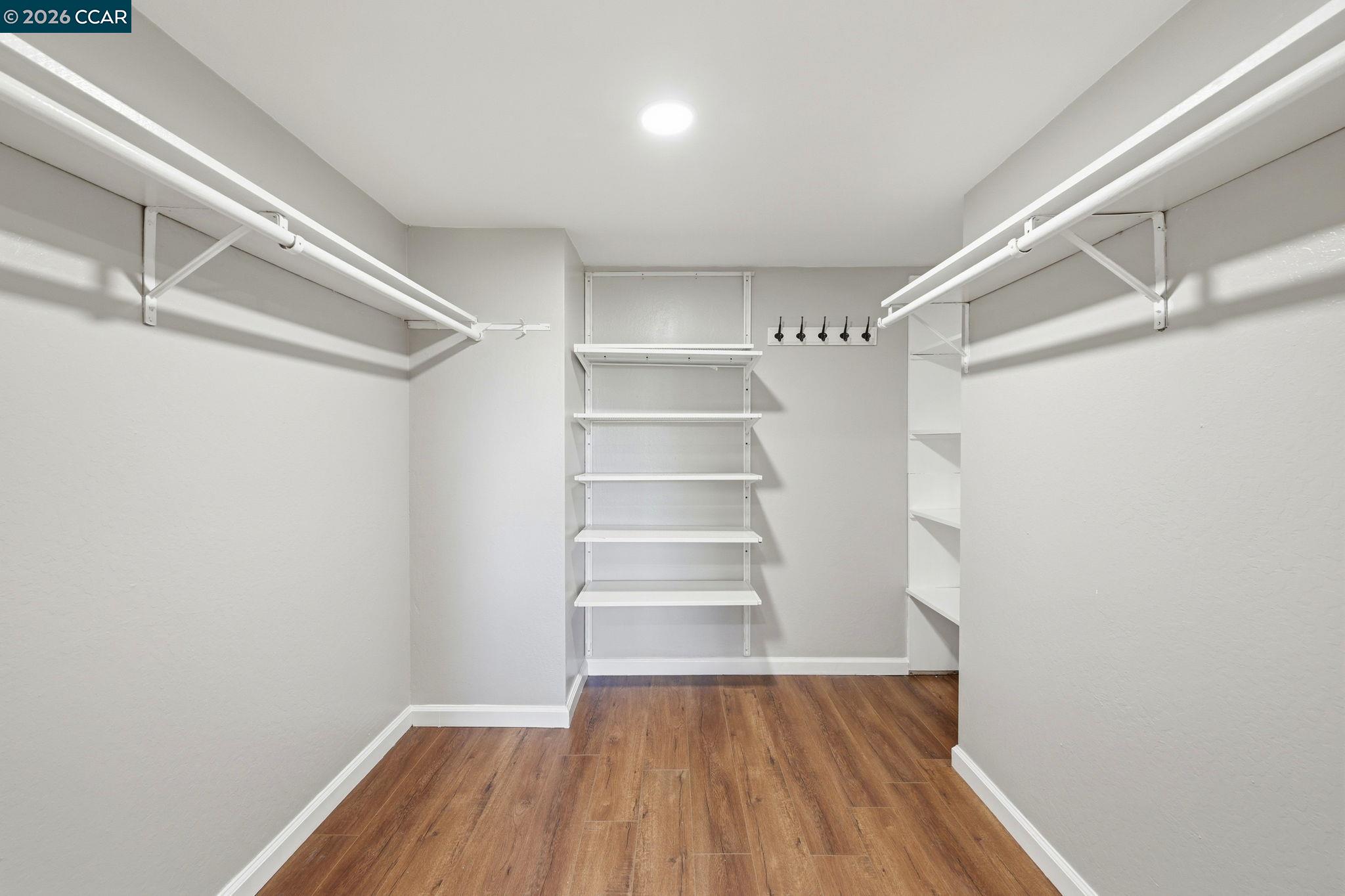 Photo #11: 41139156 Listing: Photo #11