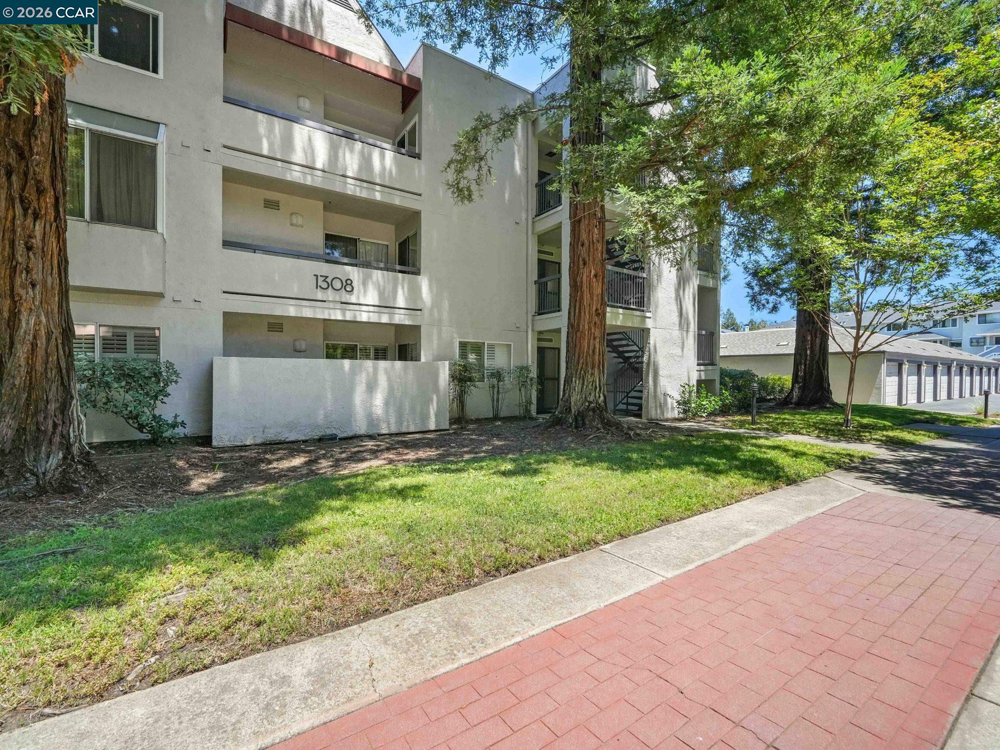 Photo #2: 41139164 Listing: Photo #2