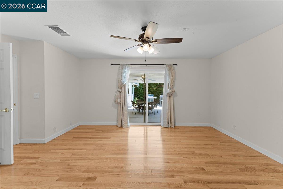 472 Cordoba Ln, Vacaville CA 95688 — photo 24