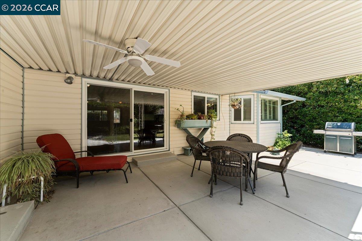 472 Cordoba Ln, Vacaville CA 95688 — photo 32
