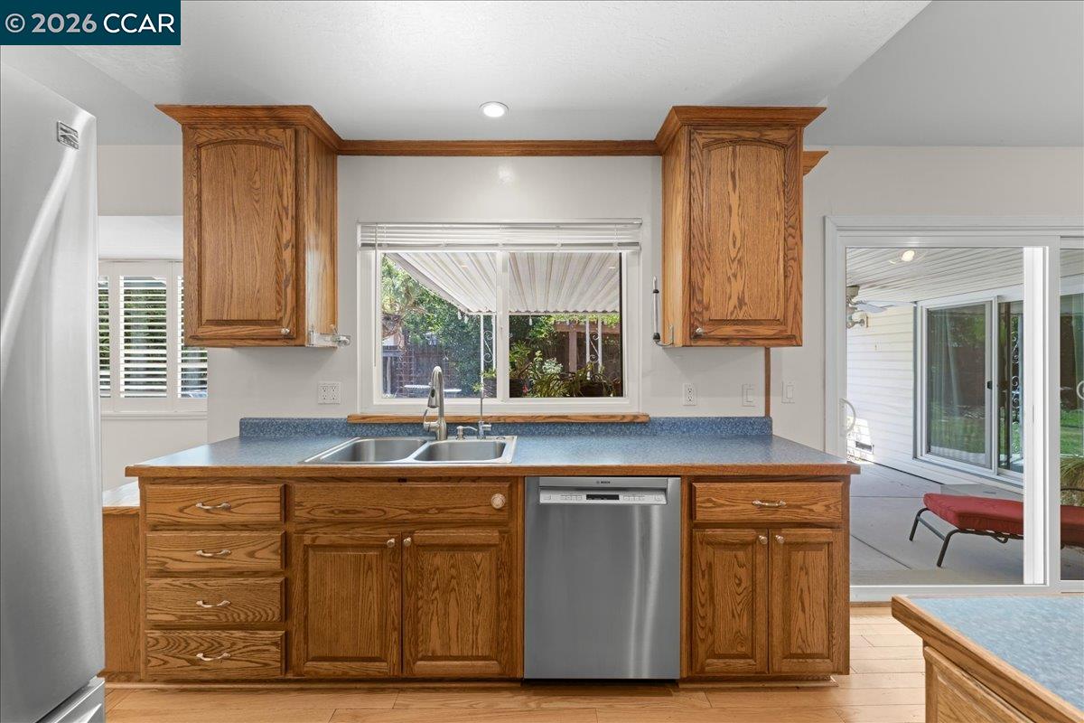 472 Cordoba Ln, Vacaville CA 95688 — photo 7