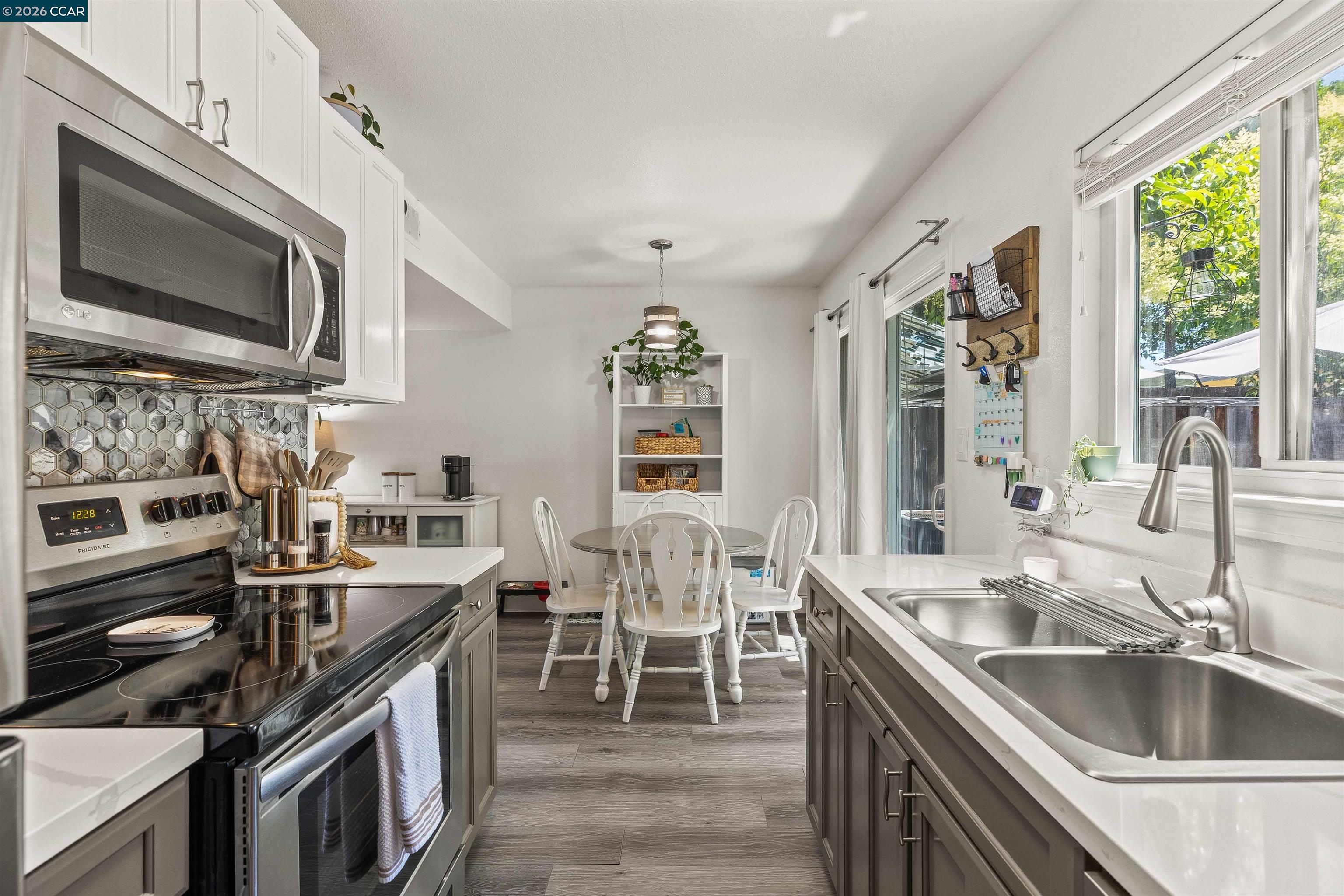 126 Muir Rd, Martinez CA 94553 — photo 13