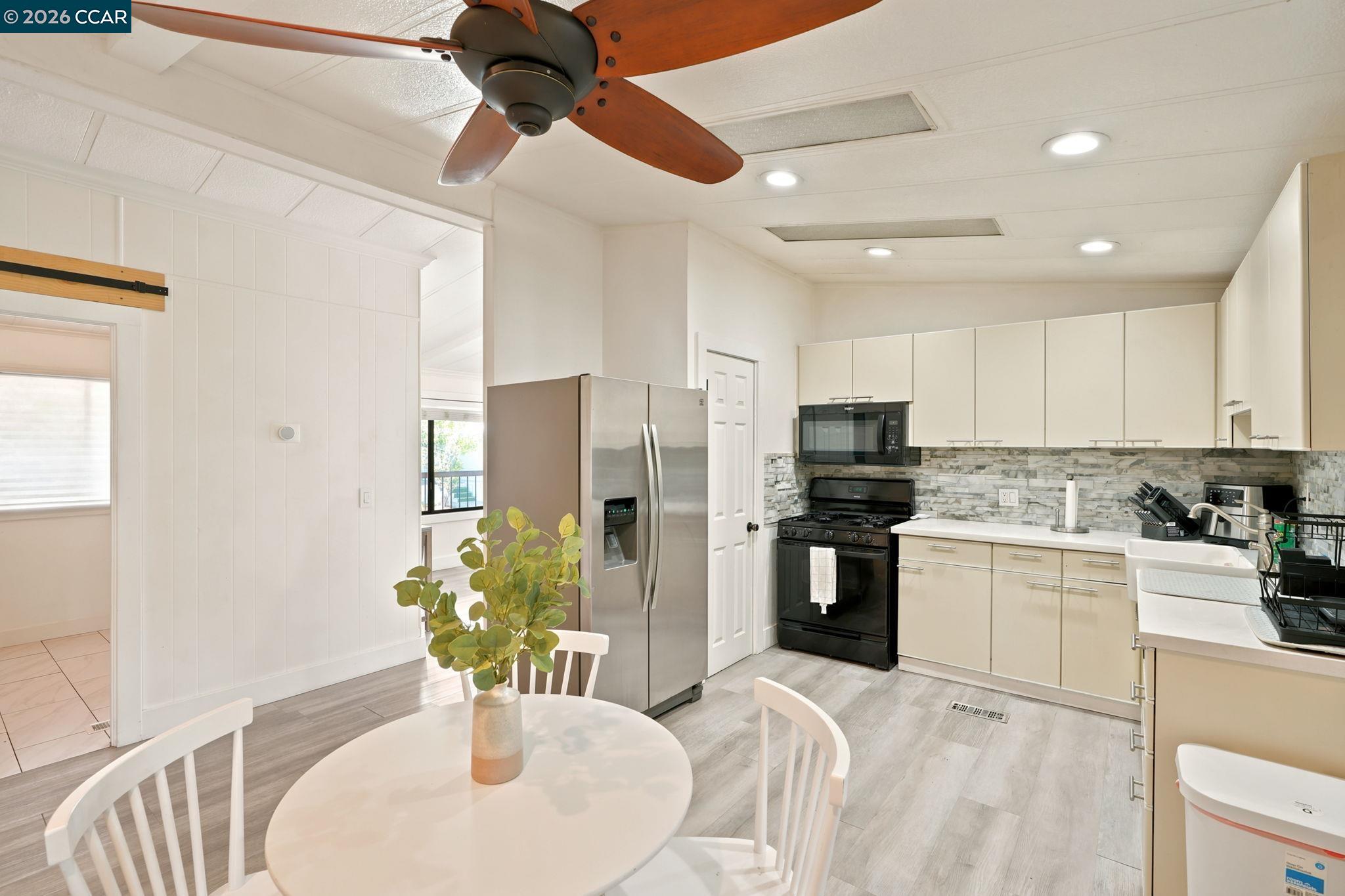 190 Medina Dr # 263, Pacheco CA 94553 — photo 19