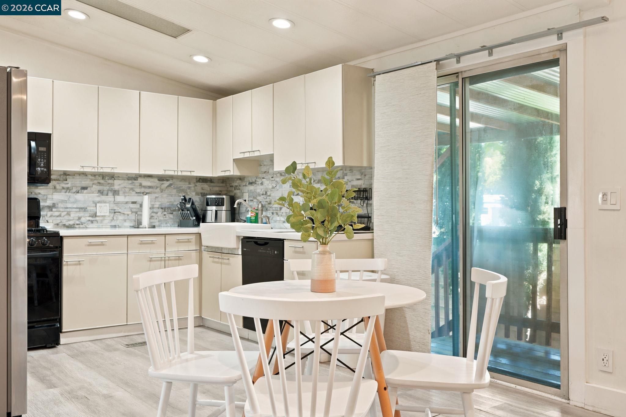 190 Medina Dr # 263, Pacheco CA 94553 — photo 20