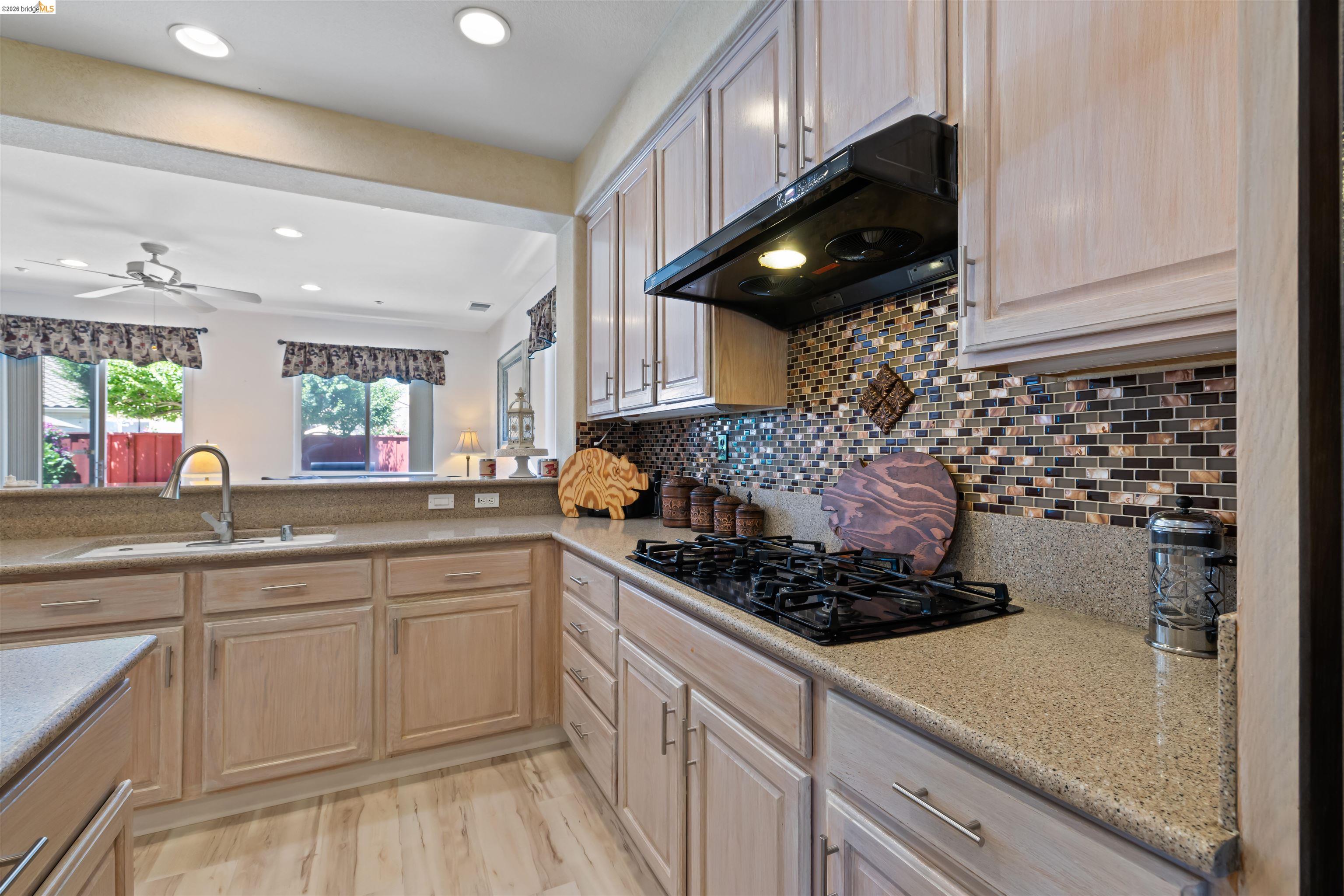 647 Macadamia Ct, Brentwood CA 94513 — photo 20