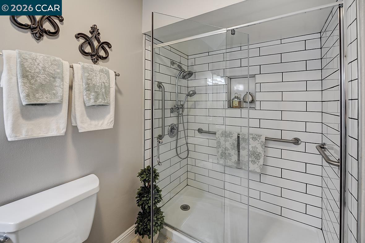 Photo #23: 41139242 Listing: Photo #23