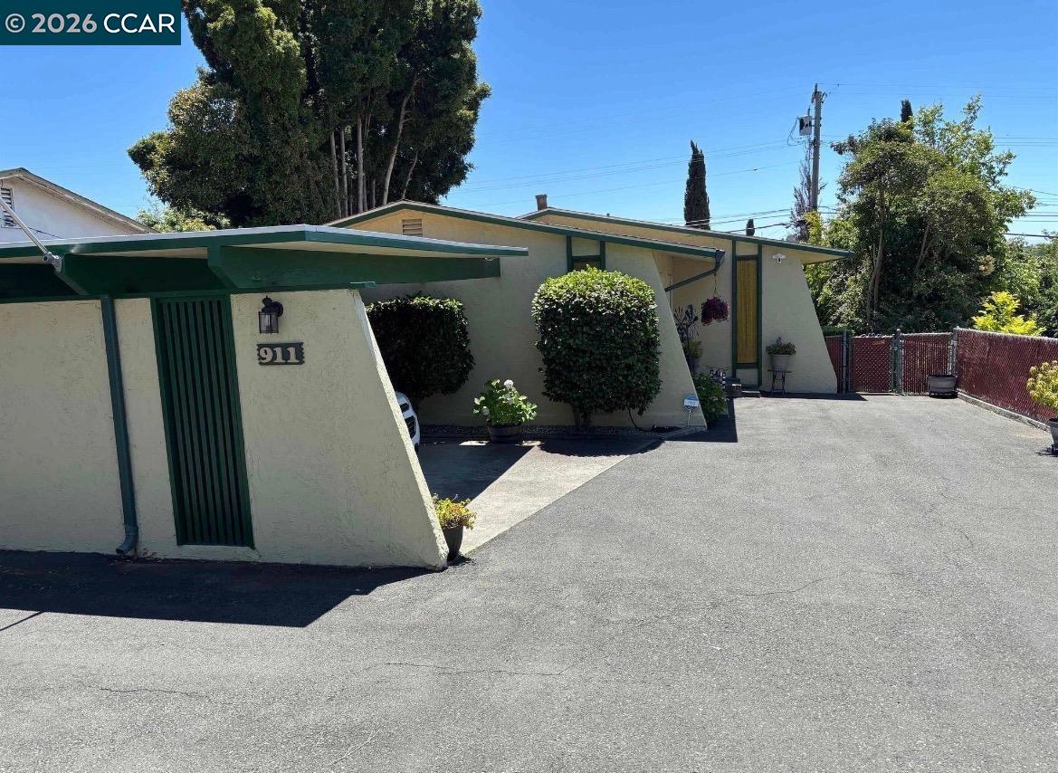 911 Benicia Road, Vallejo CA 94591 — photo 2