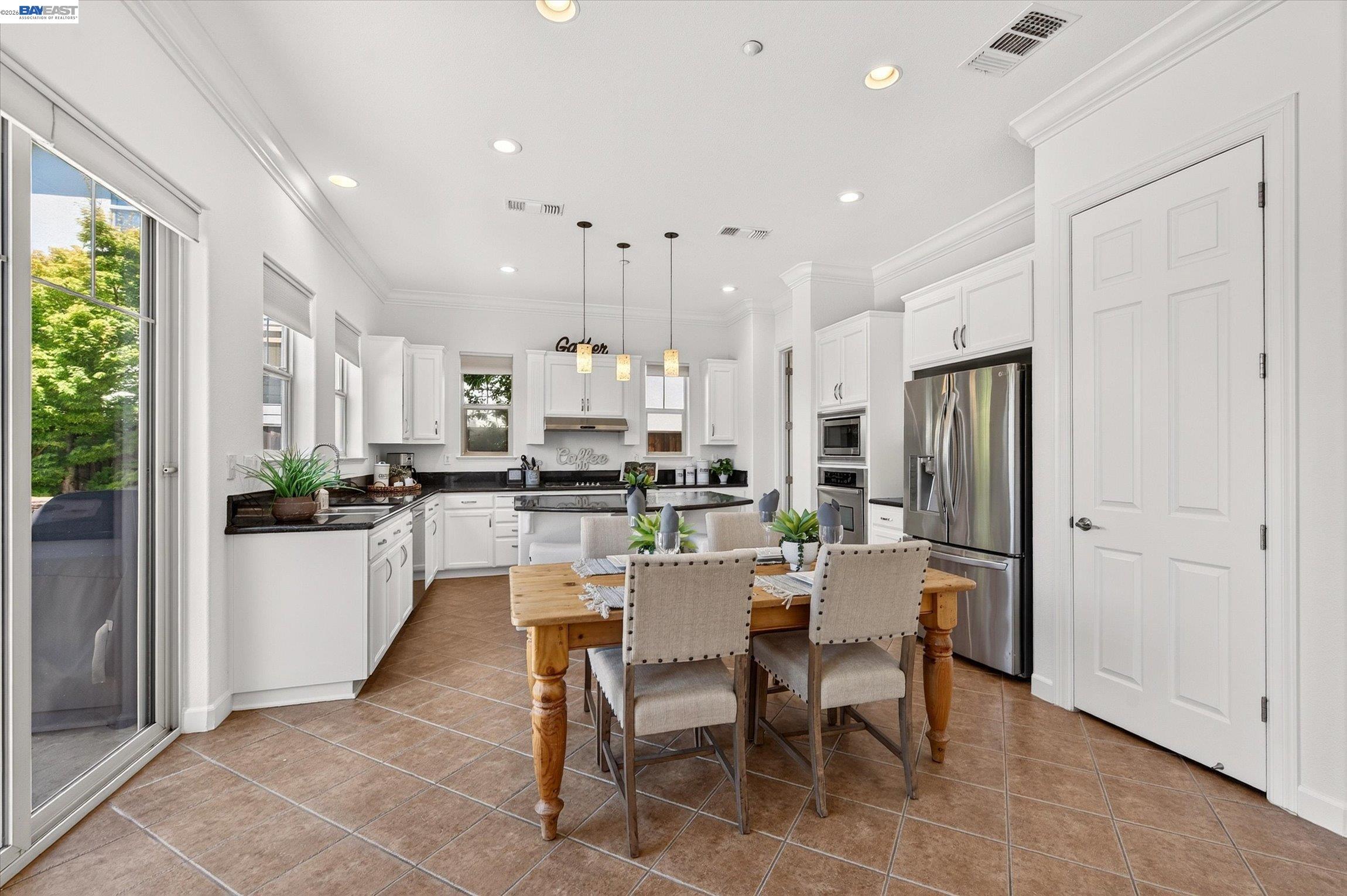 9850 Reimers Way, Dublin CA 94568 — photo 13