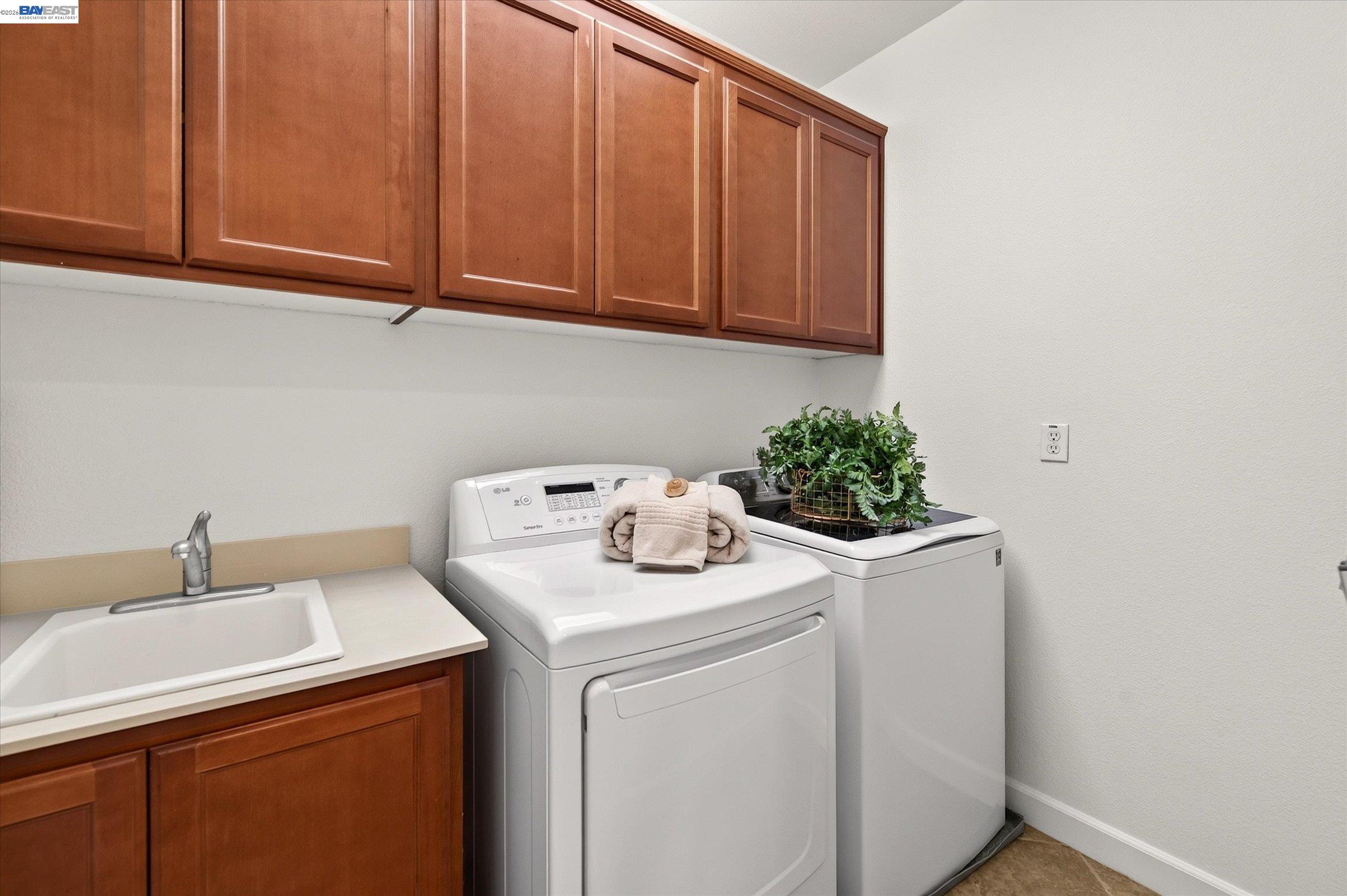 9850 Reimers Way, Dublin CA 94568 — photo 31