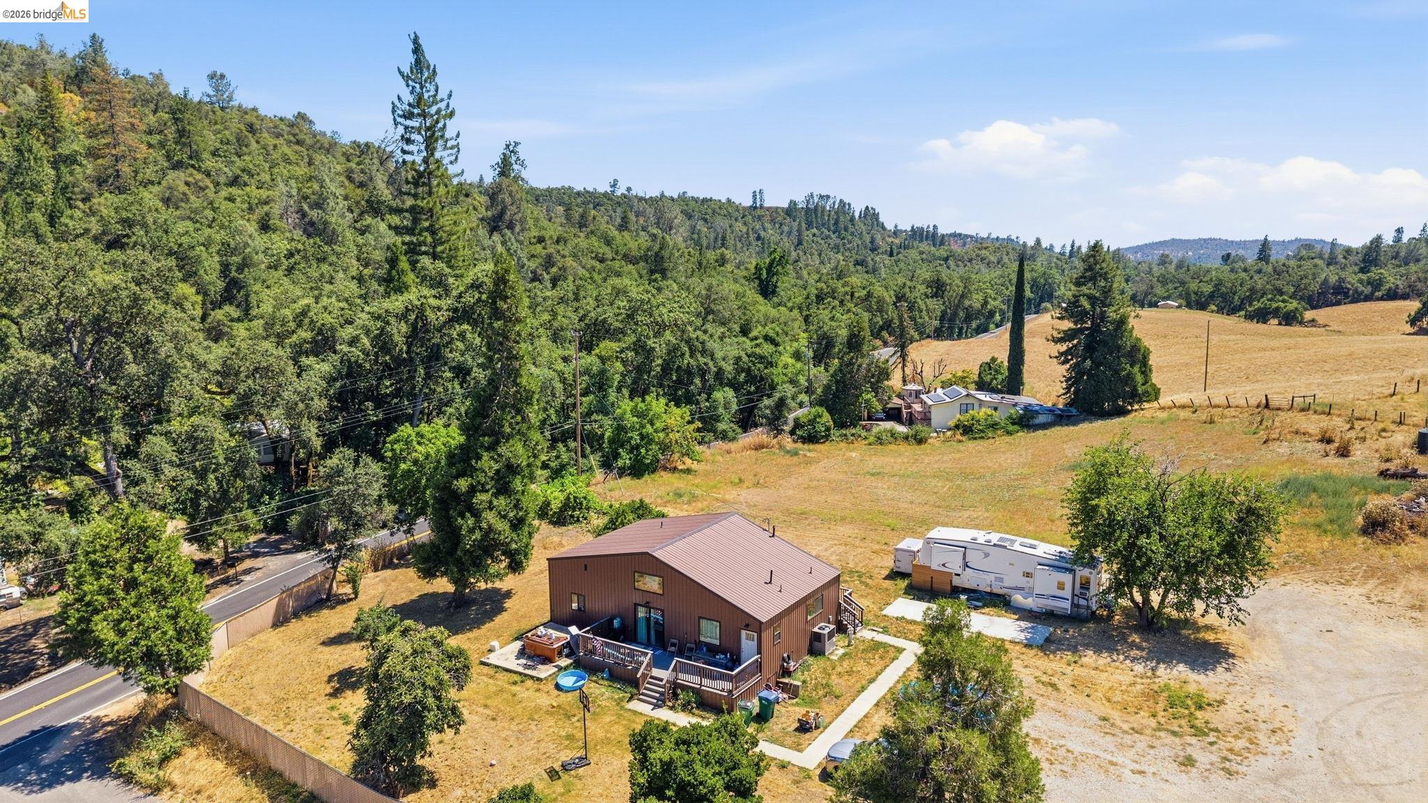 9898 Highway 49, Sonora CA 95370 — photo 20