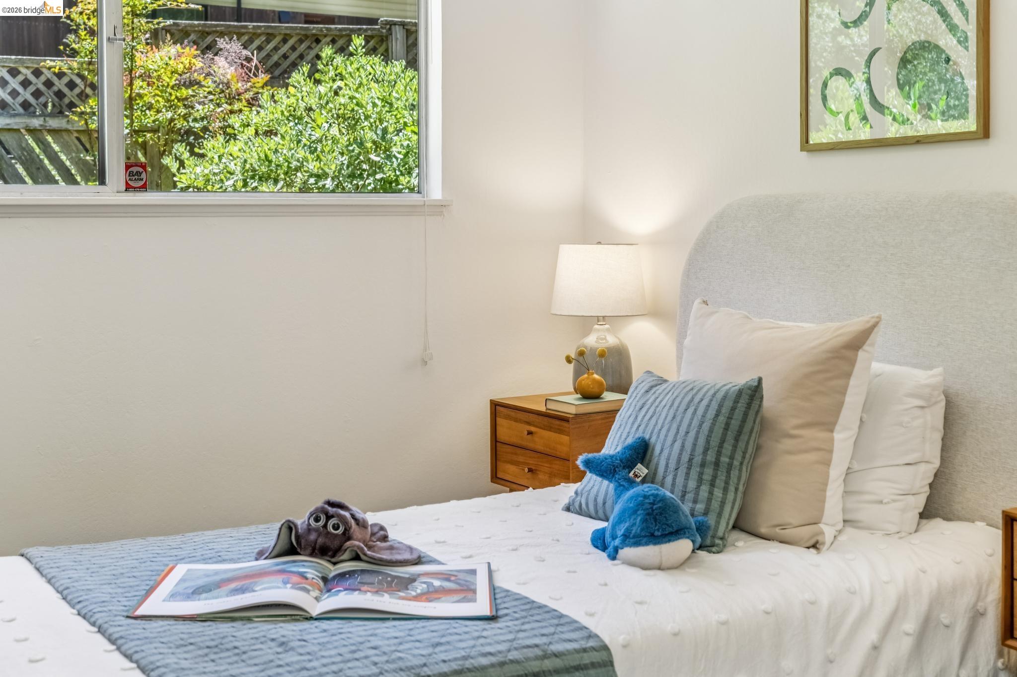 7200 Saroni Dr, Oakland CA 94611 — photo 51