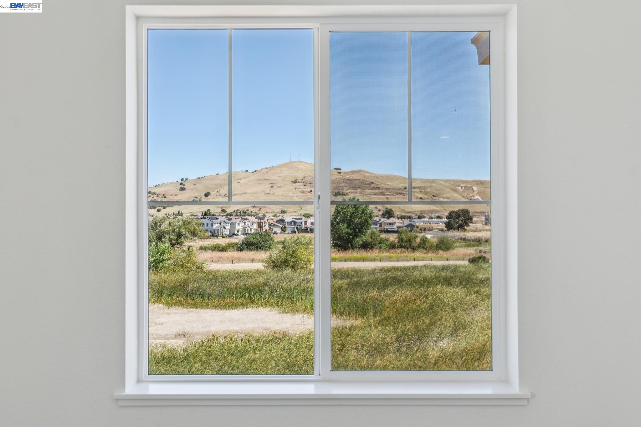2404 Golden Way, Fairfield CA 94533 — photo 12