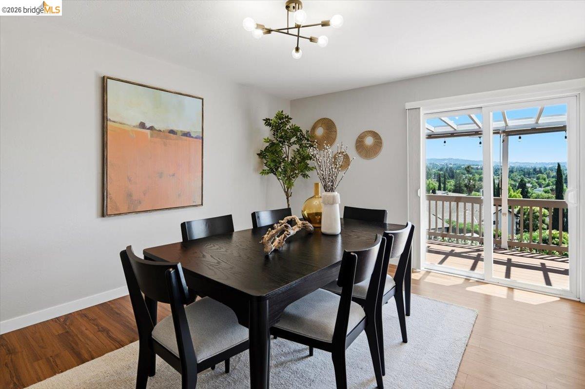 733 Daffodil Way, Concord CA 94518 — photo 11