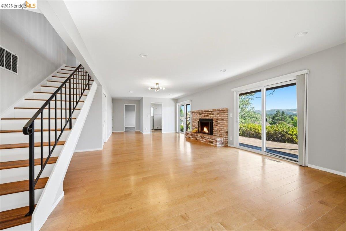 733 Daffodil Way, Concord CA 94518 — photo 38