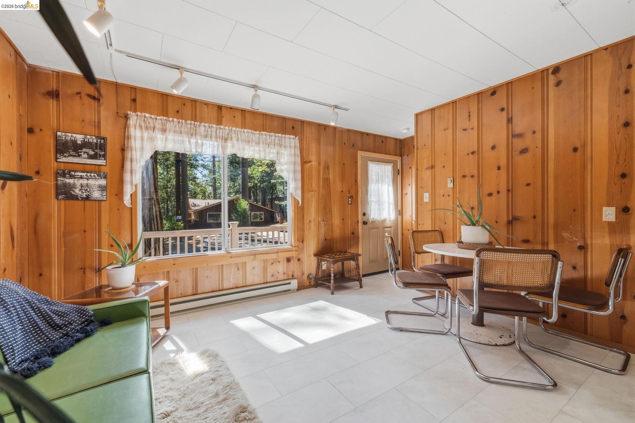 23117 Cresta Dr, Twain Harte CA 95383 — photo 10