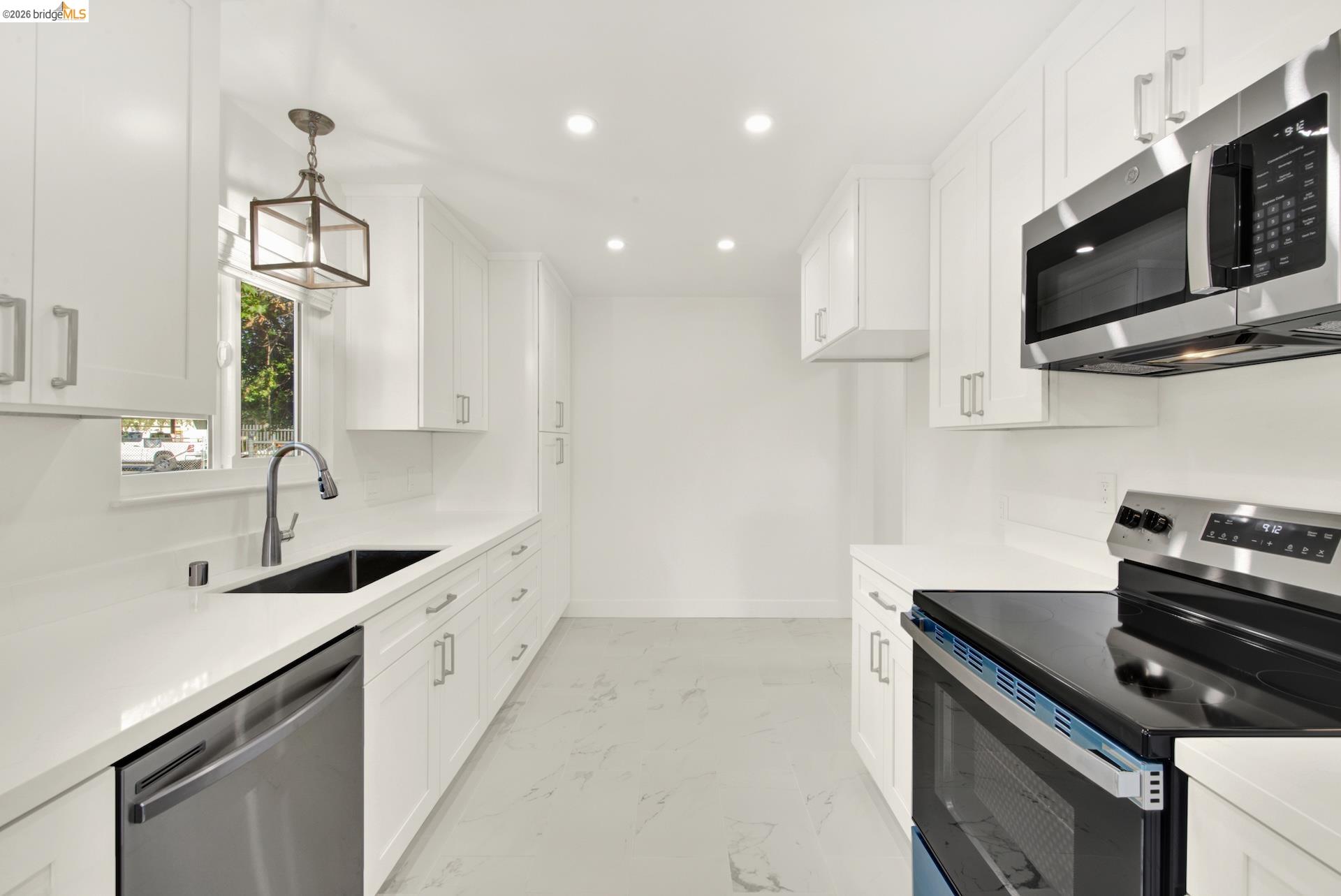 8 N Lake Dr, Antioch CA 94509 — photo 19