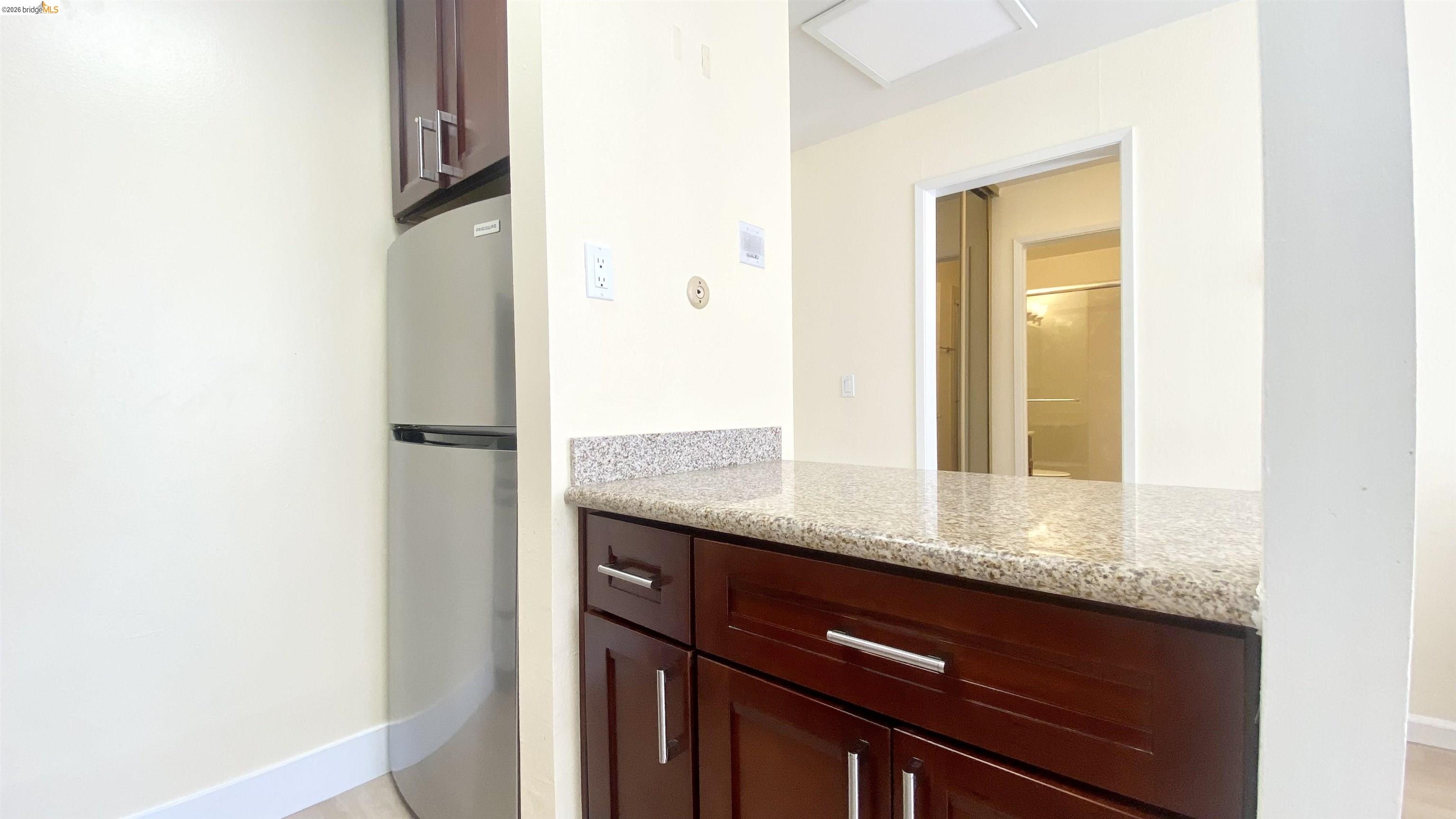 Photo #8: 41139366 Listing: Photo #8