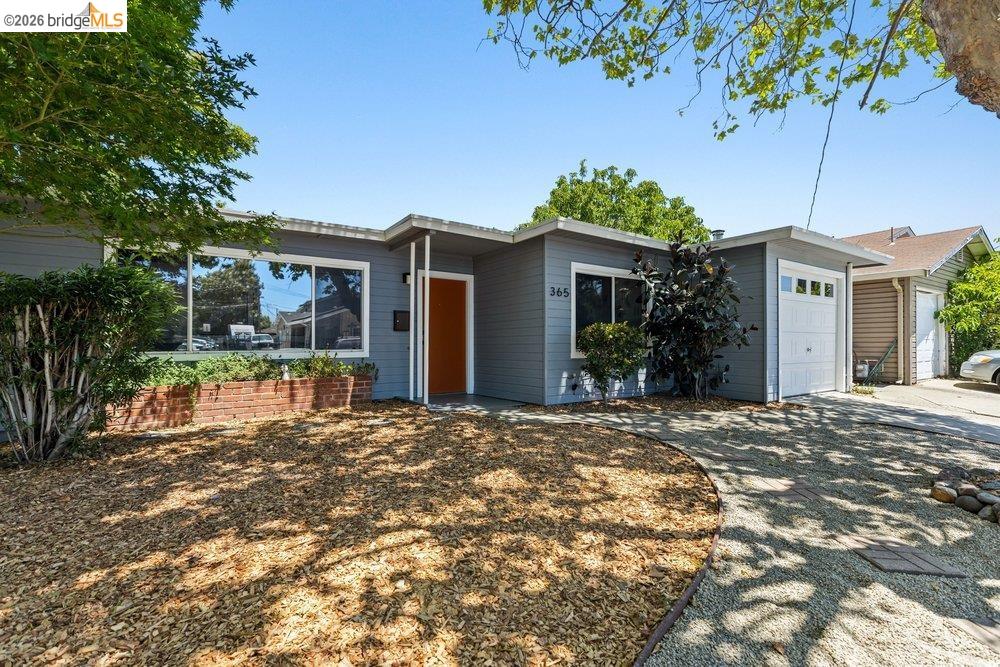 365 Redbud Ln, Hayward CA 94541 — photo 2
