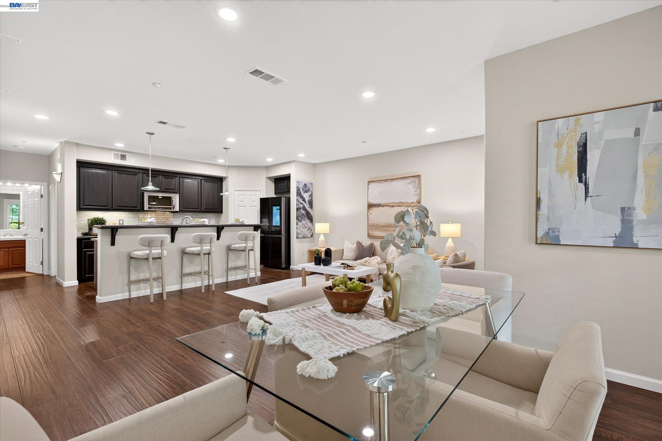 Photo #5: 41139388 Listing: Photo #5