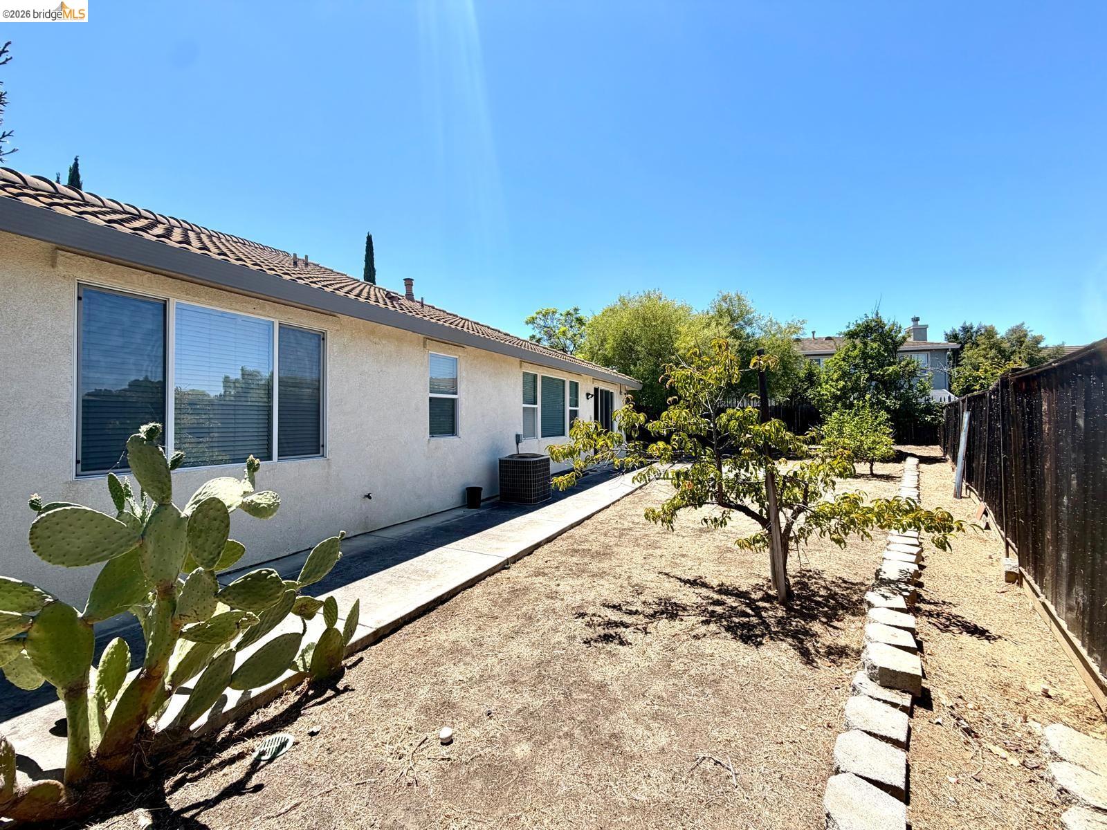 2084 Schell Mountain Way, Antioch CA 94531 — photo 33