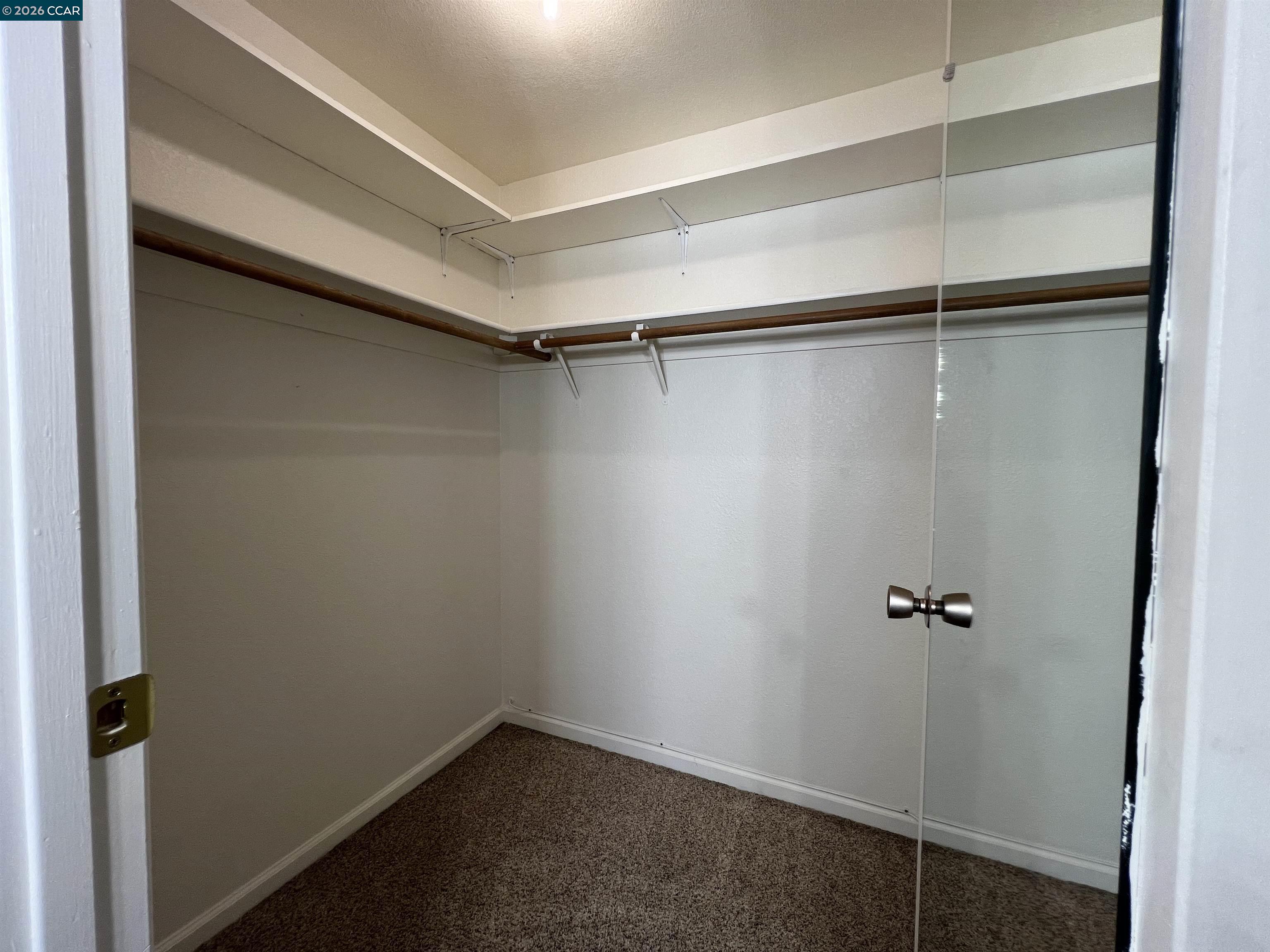Photo #18: 41139402 Listing: Photo #18