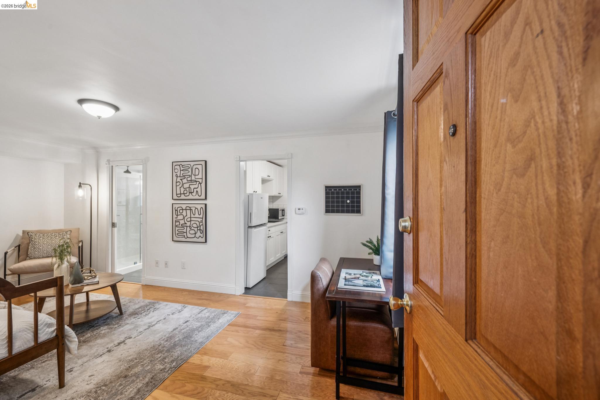 Photo #2: 41139406 Listing: Photo #2