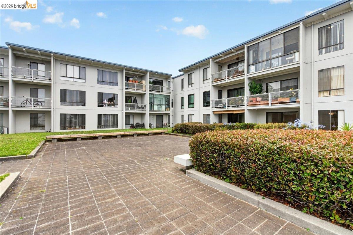 Photo #1: 41139414 Listing: Photo #1
