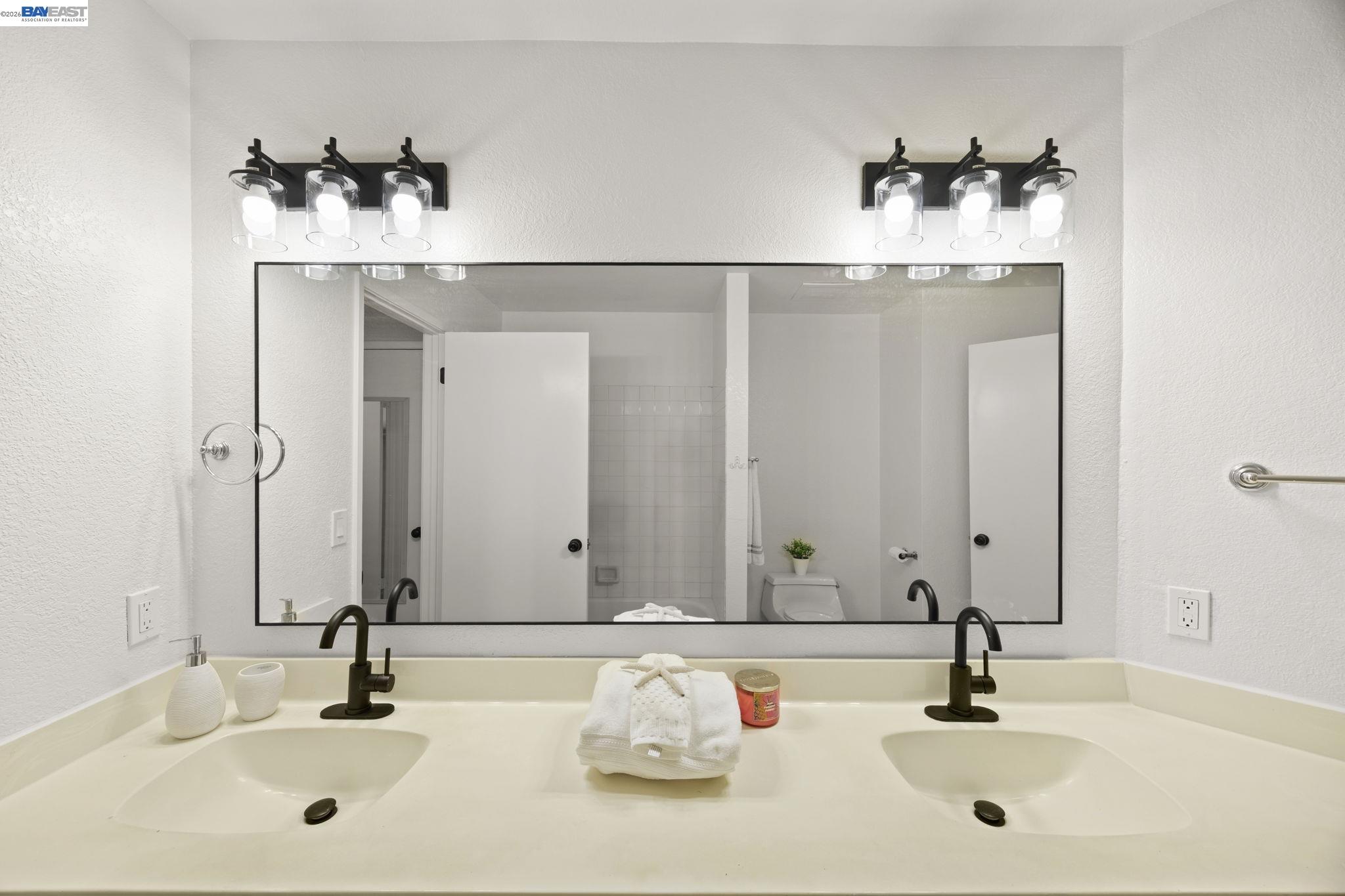 Photo #22: 41139448 Listing: Photo #22