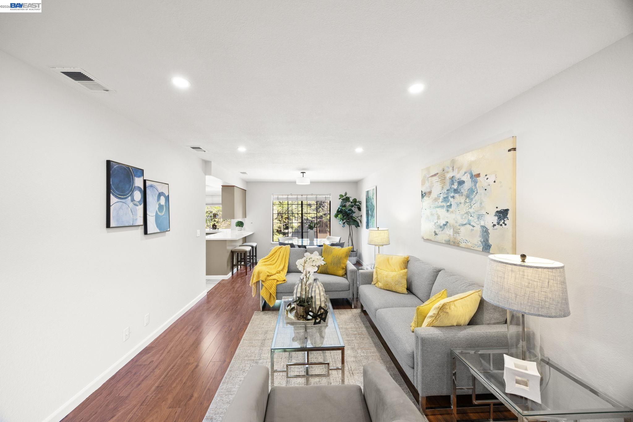 Photo #6: 41139448 Listing: Photo #6
