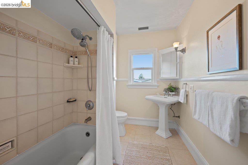 4355 Everett Ave, Oakland CA 94602 — photo 32