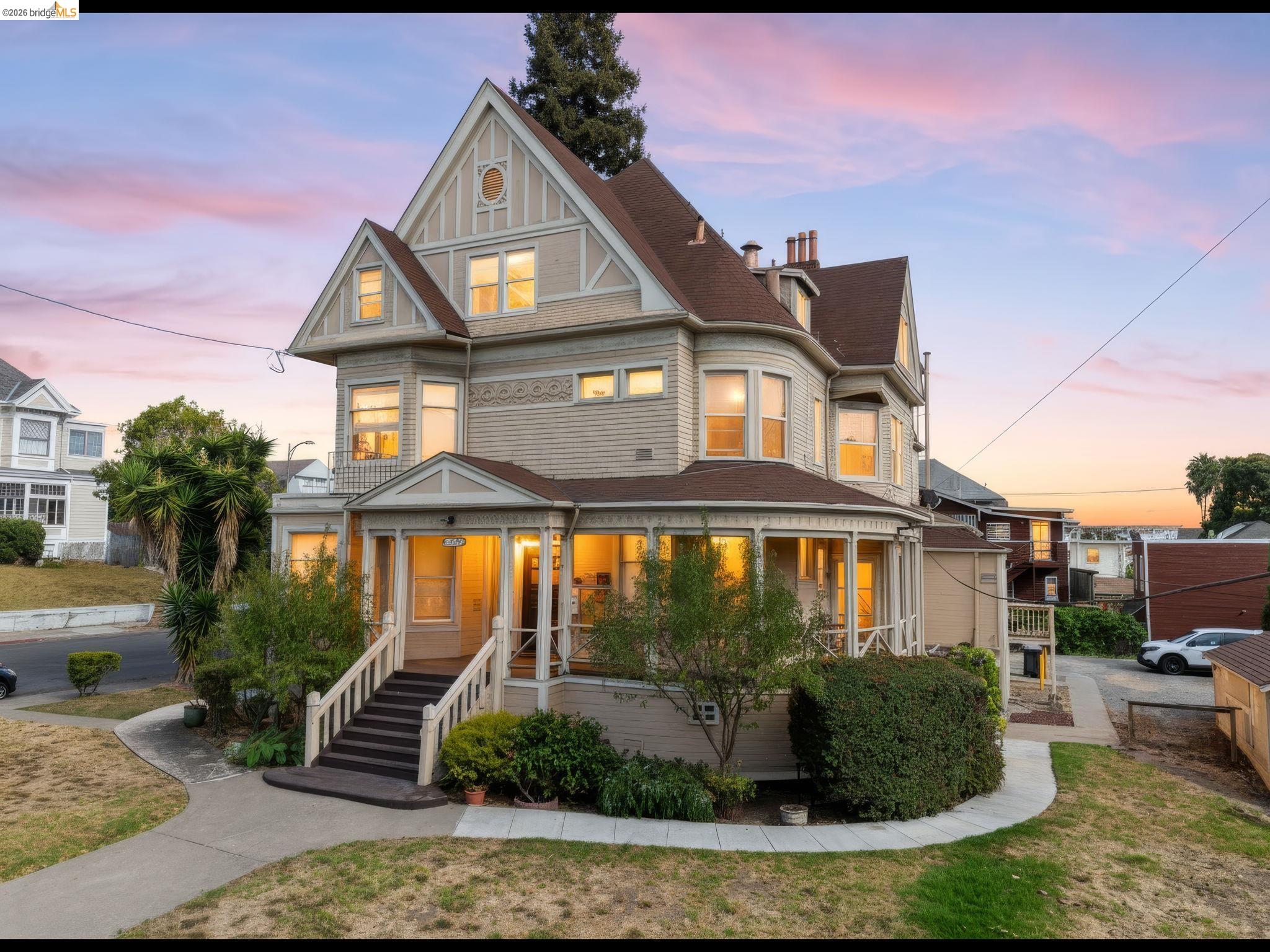 1746 10Th Ave, Oakland CA 94606 — photo 11