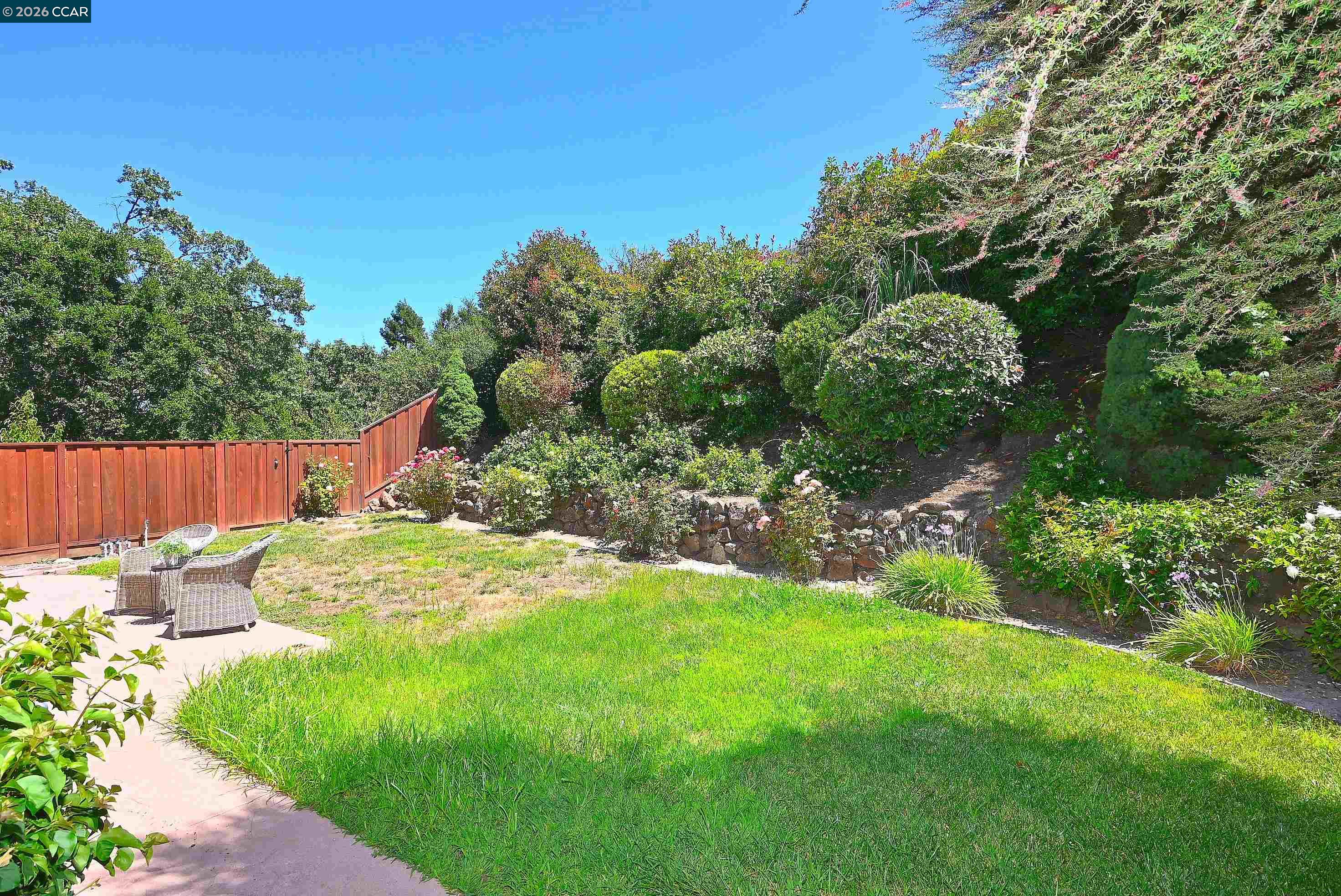 104 Johnson Ln, Martinez CA 94553 — photo 16