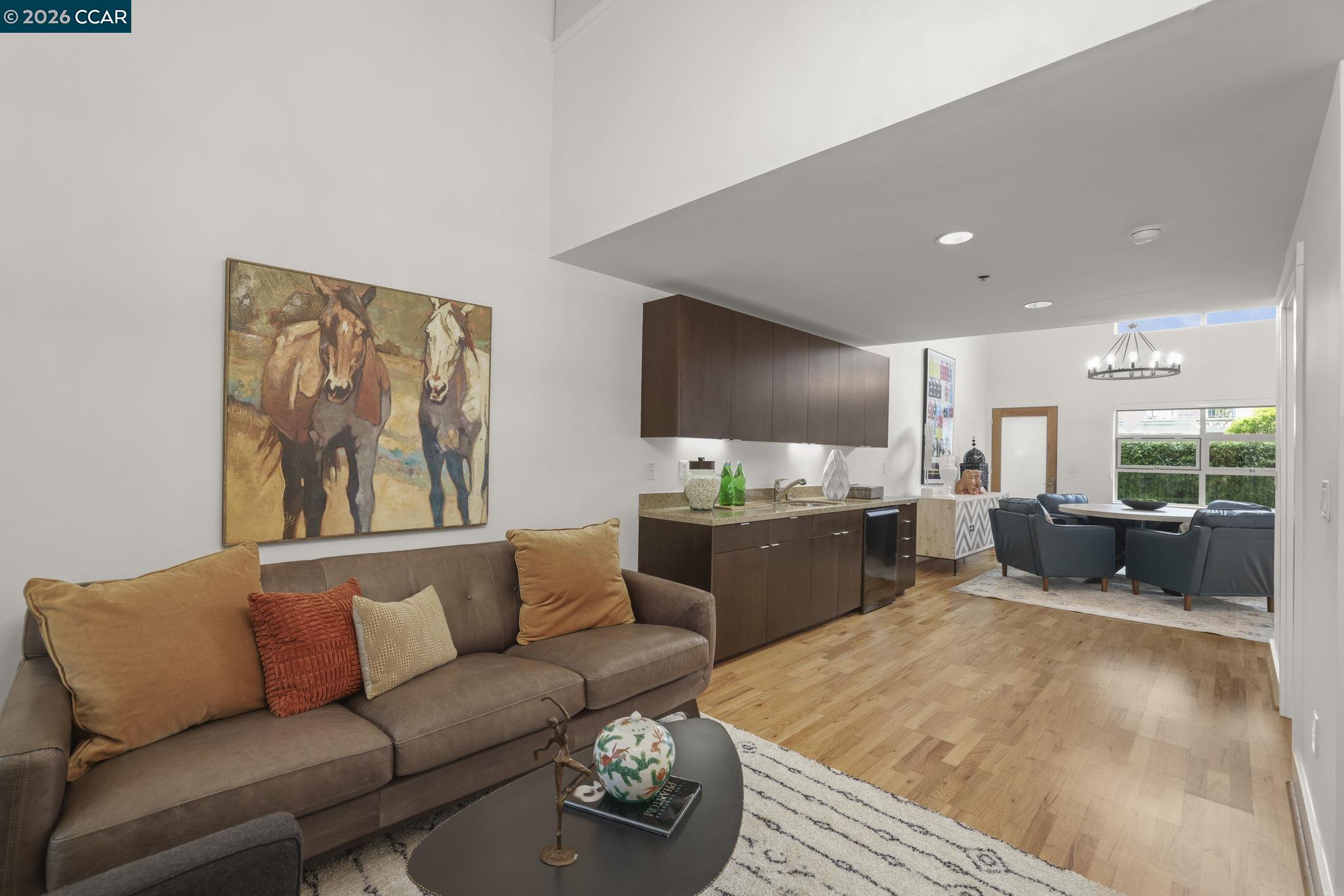 Photo #8: 41139466 Listing: Photo #8