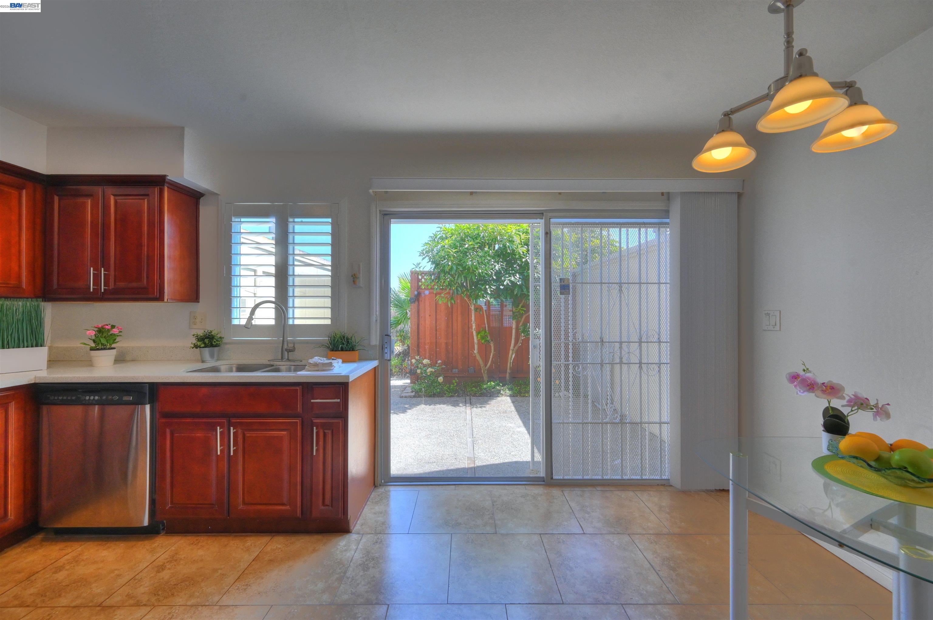 Photo #12: 41139479 Listing: Photo #12